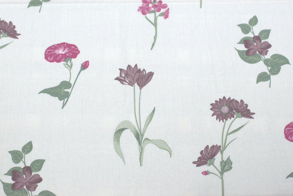 Queen Size White Floral Printed Bedsheet with 2 Pillow Covers – Cotton Comfort