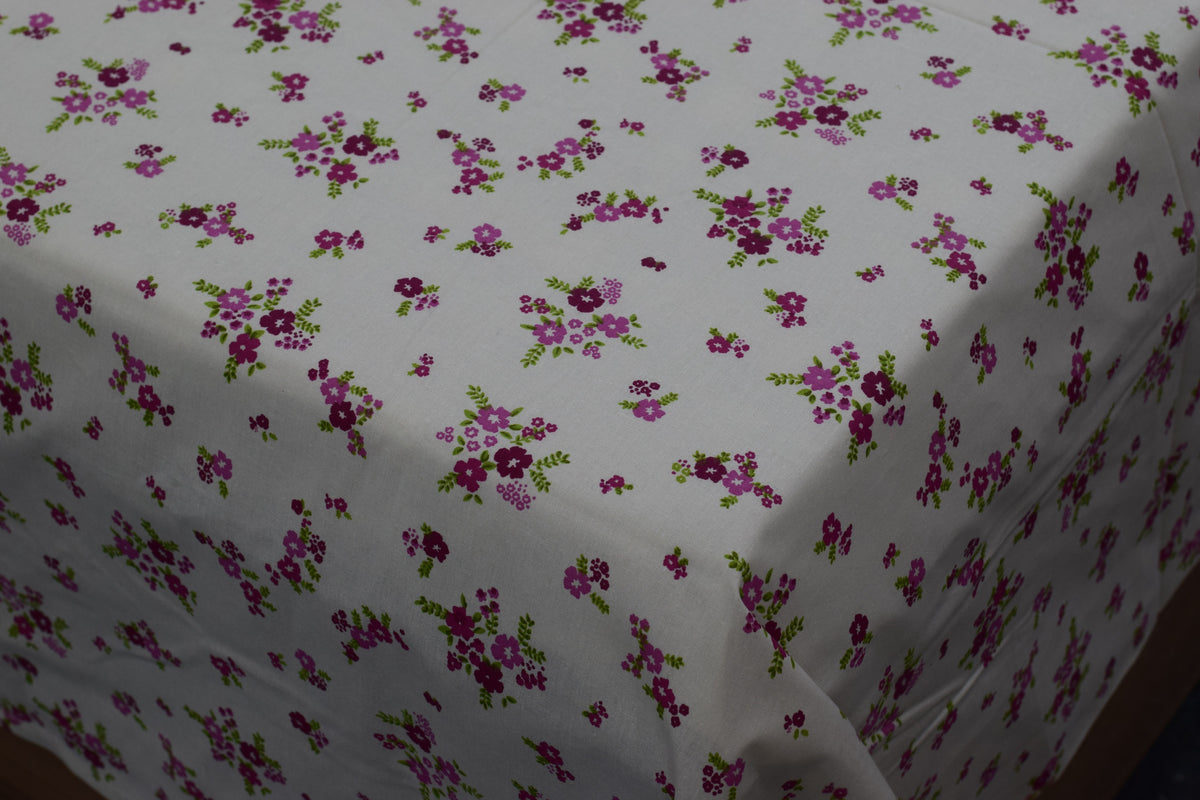 Magenta Floral Print Queen Size Cotton Blend Bedsheet with 2 Pillow Covers (90x100 inches)