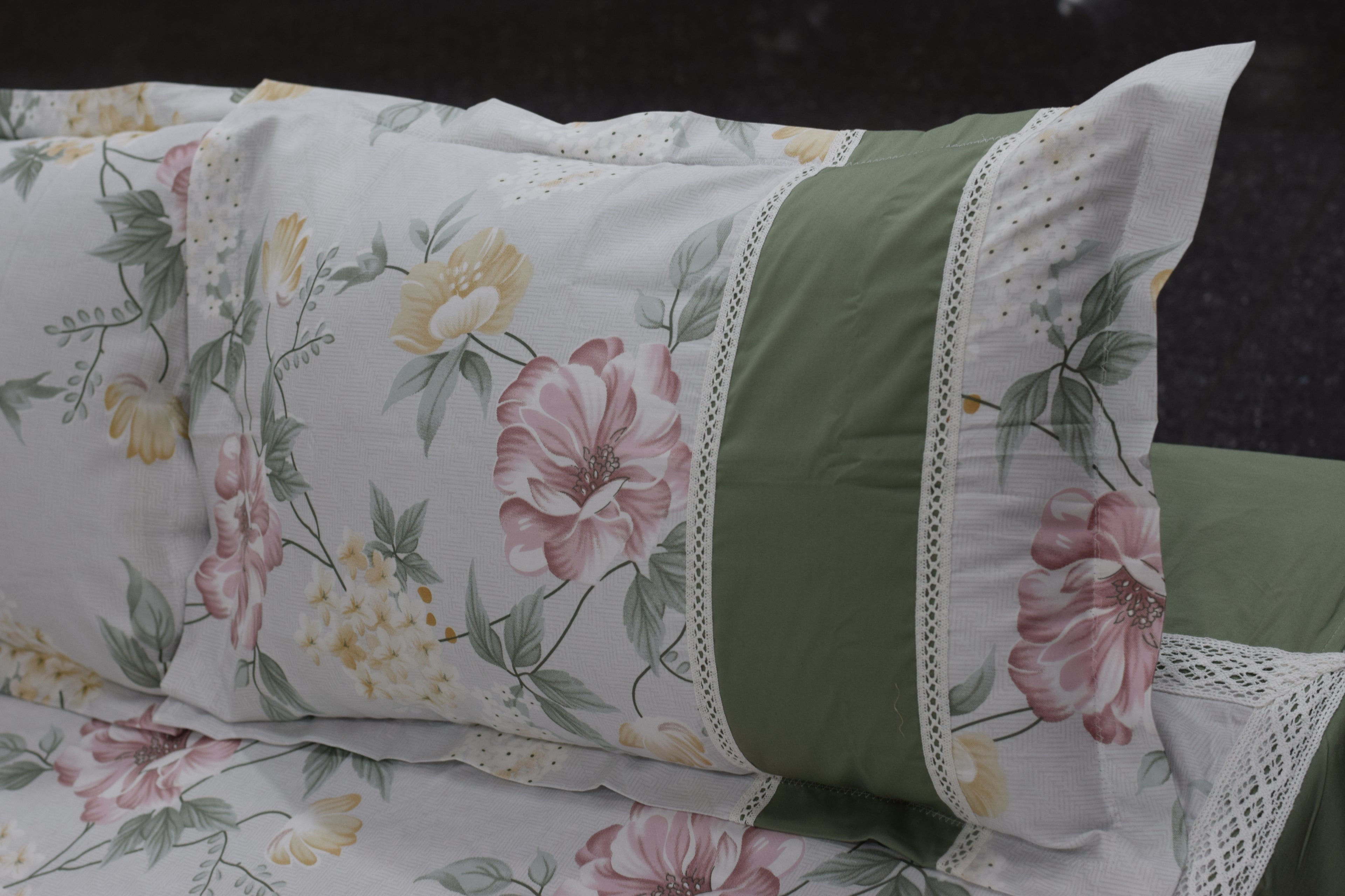 Sage Green Floral King Size Bedspread with Pillow Covers | Elegant Botanical Bed Cover