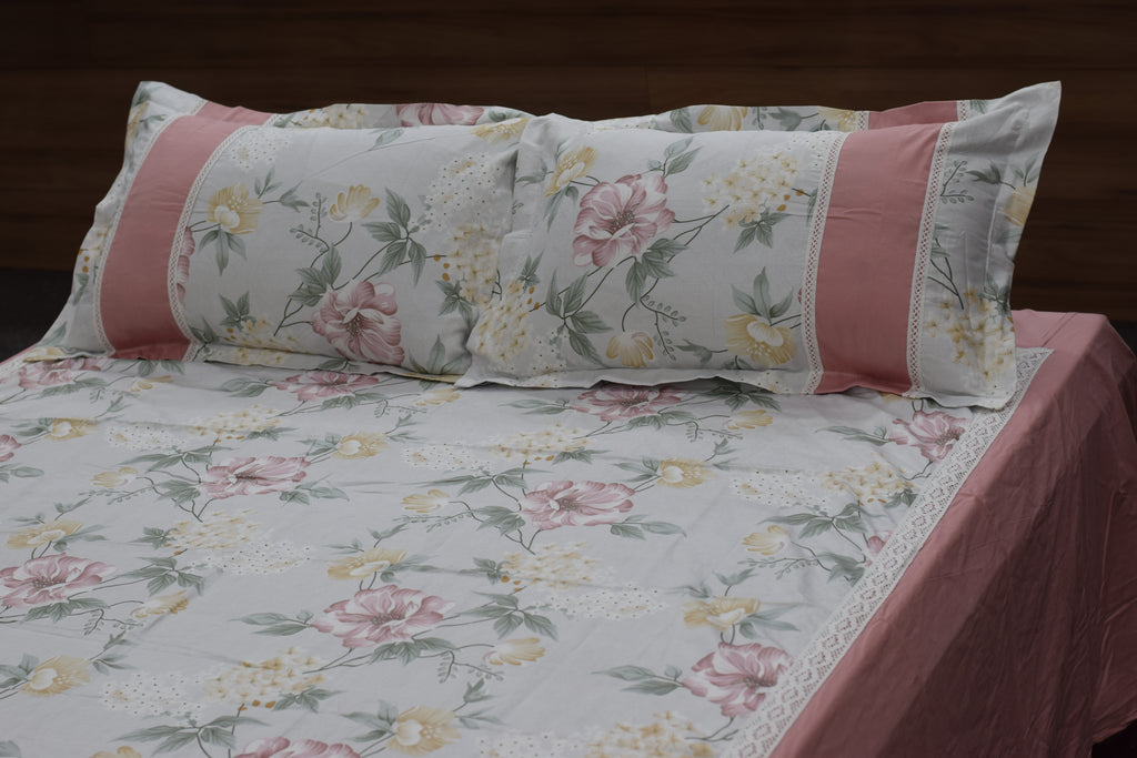 Blush Bloom Floral King Size Bedspread with Pillow Covers