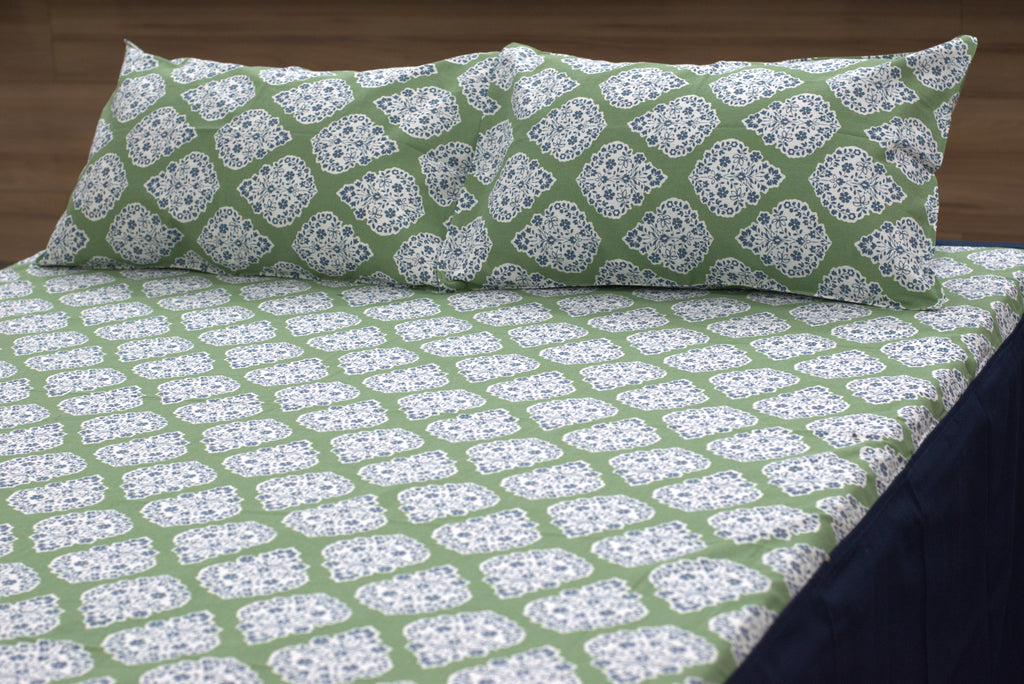 Premium Floral Sage Green Cotton King Size Bedspread with Navy Blue Border