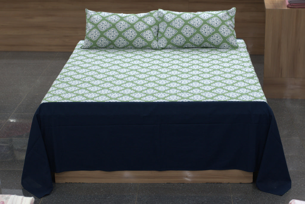 Premium Floral Sage Green Cotton King Size Bedspread with Navy Blue Border