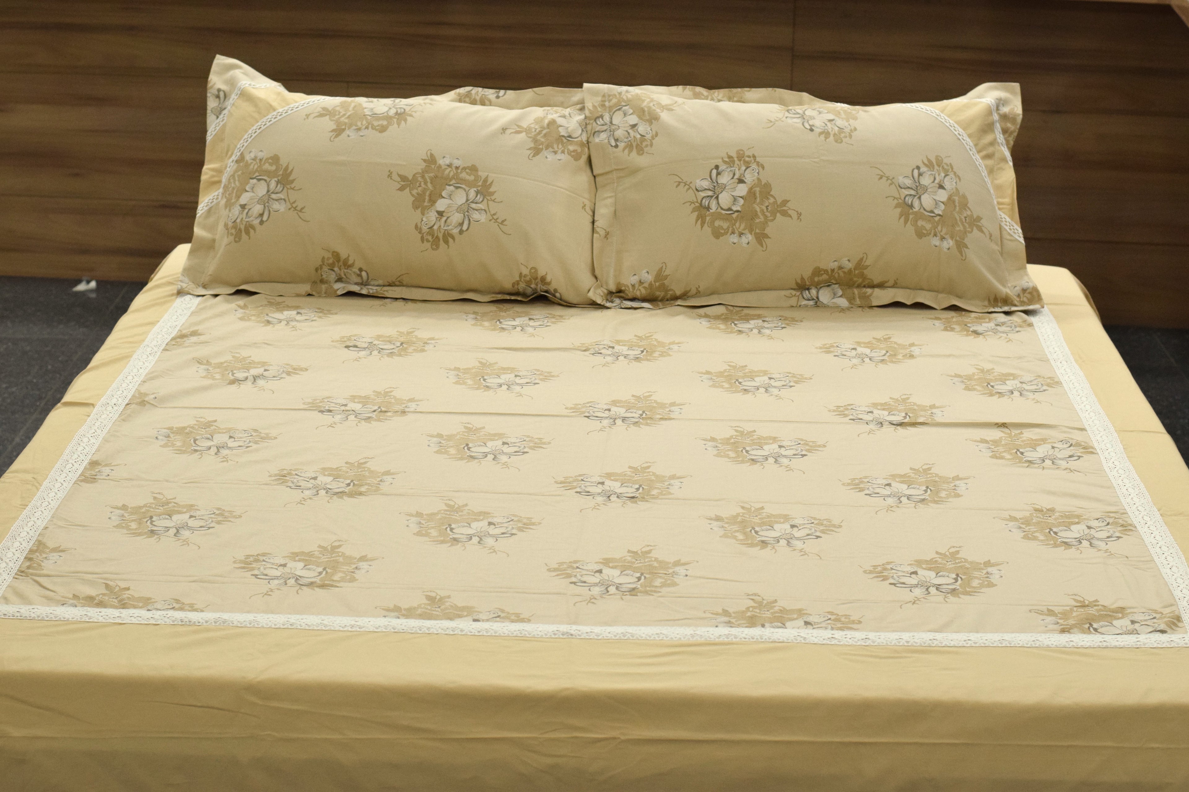 King Size Floral Bedspread Set with 2 Pillow Covers – Beige | 96 x 102 Inches | Soft & Elegant Bedding