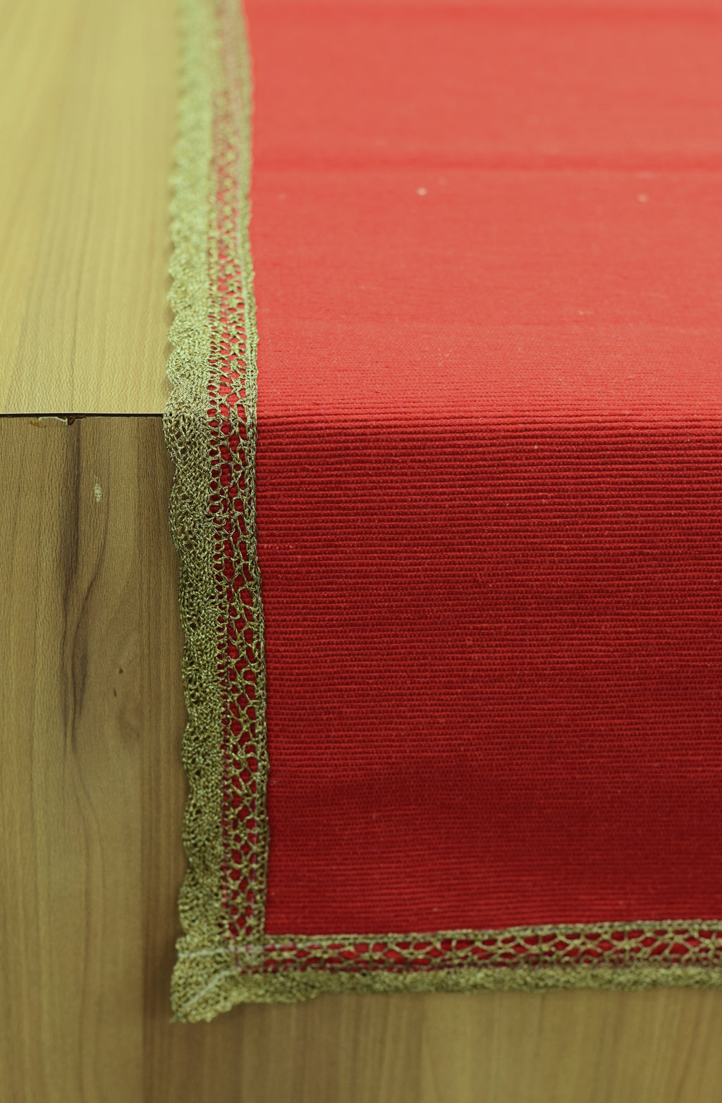 Red Decorative Table Runner with Golden Lace Border – 150 × 35 cm
