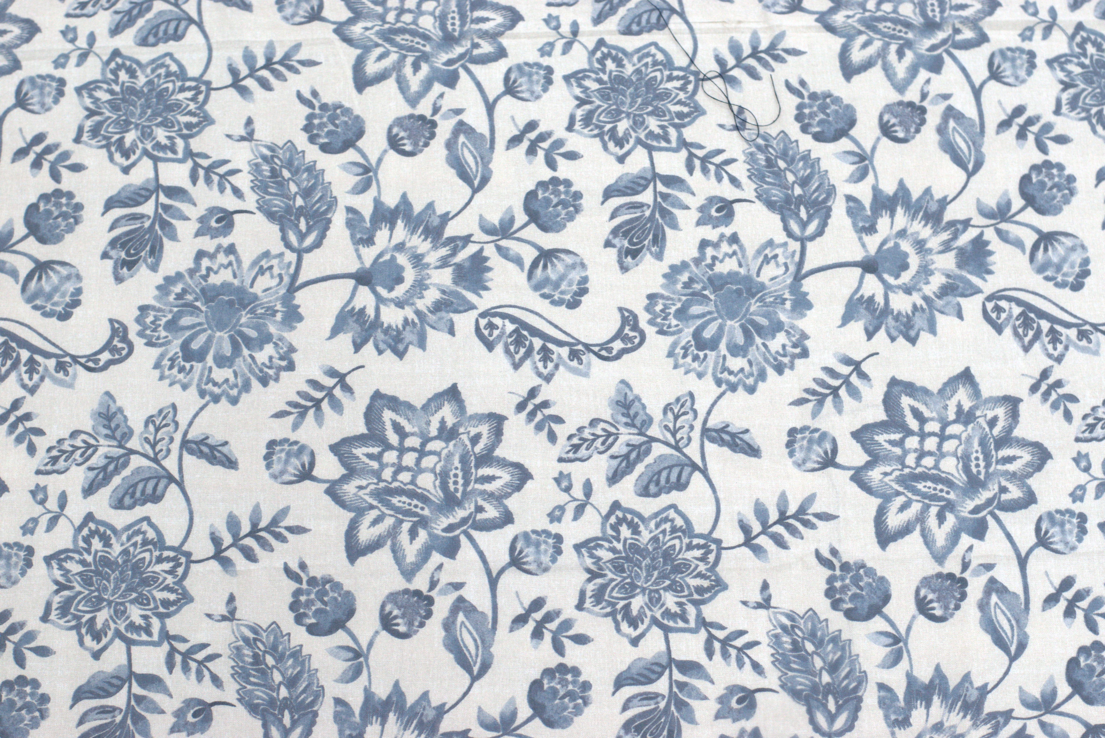 Premium King Size Floral Cotton Bedspread with Navy Border (100" x 110")