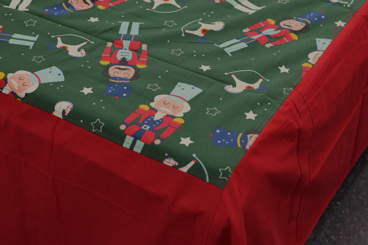 King Size Christmas Nutcracker Printed Bedspread – 100×110 Inches