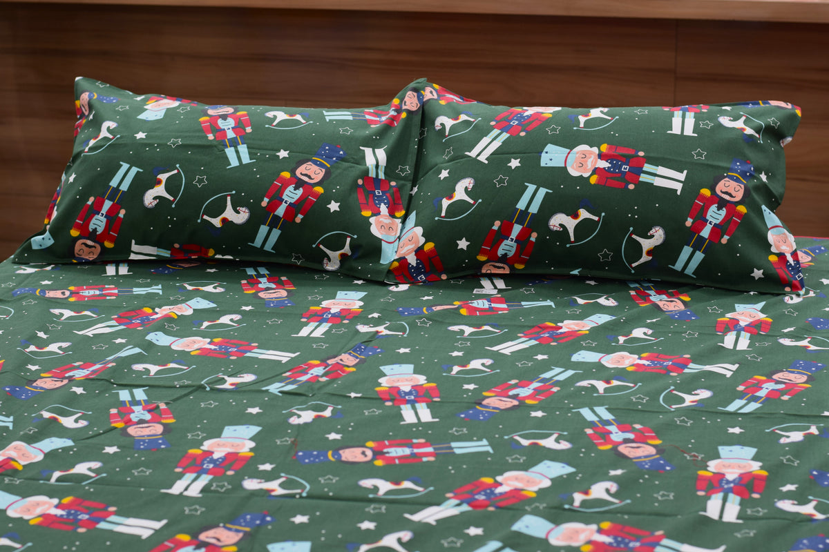 King Size Christmas Nutcracker Printed Bedspread – 100×110 Inches