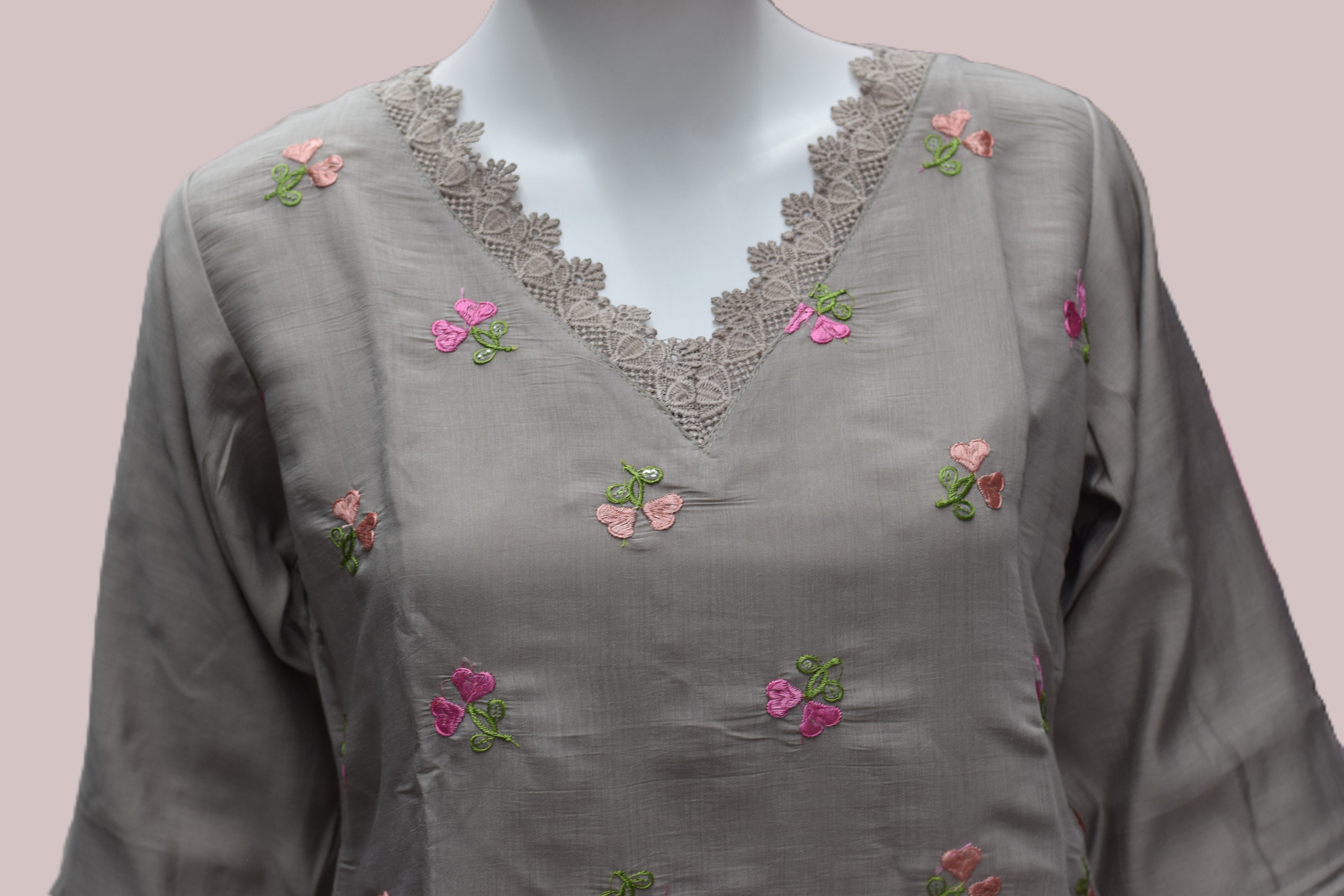 Mul Chandari Embroidered A-Line Ladies Top – Elegant Floral Embroidery | 3/4 Sleeve Kurti Top