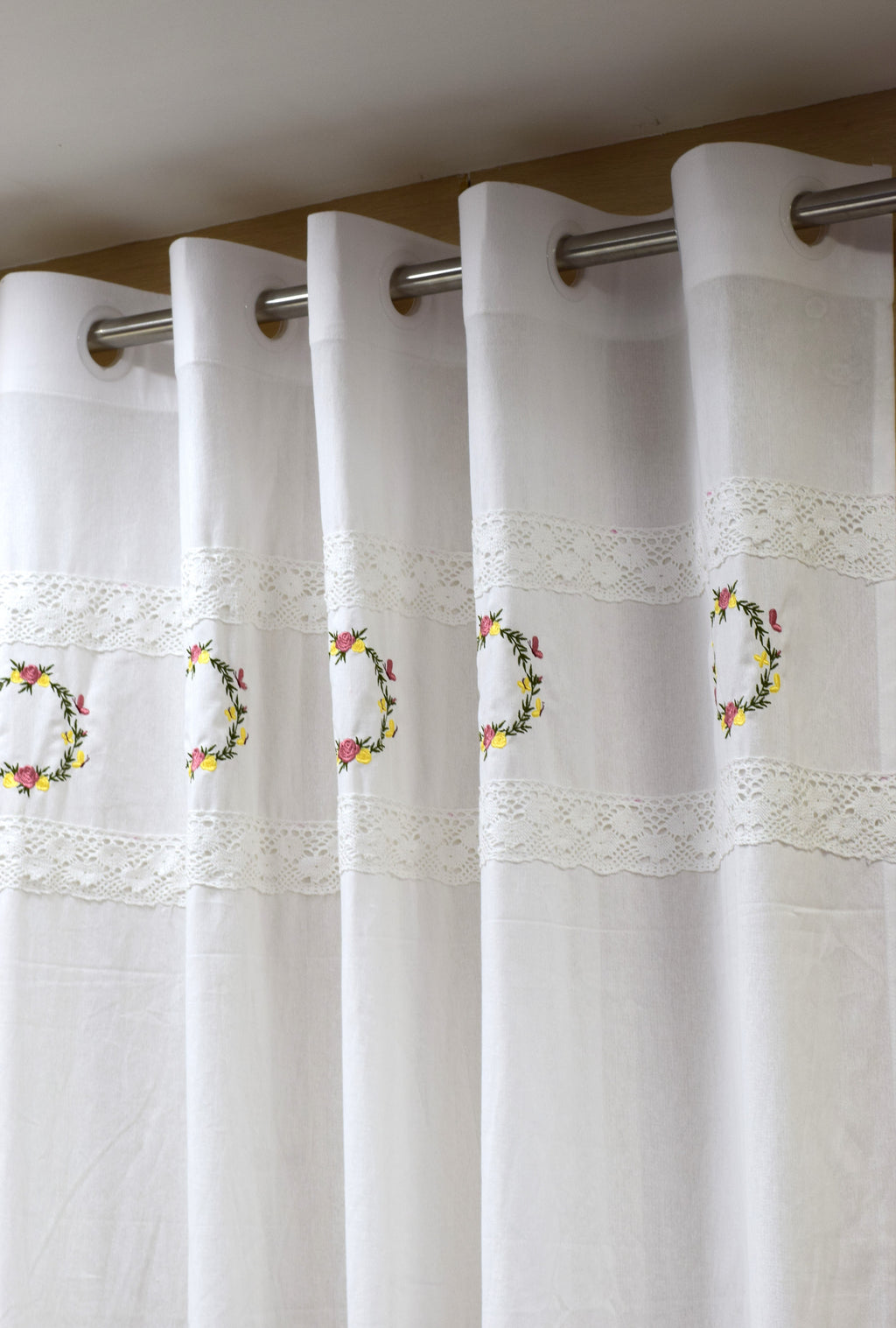 Embroidered Floral Cotton Curtain with Lace Border – White (2.10m x 122cm)