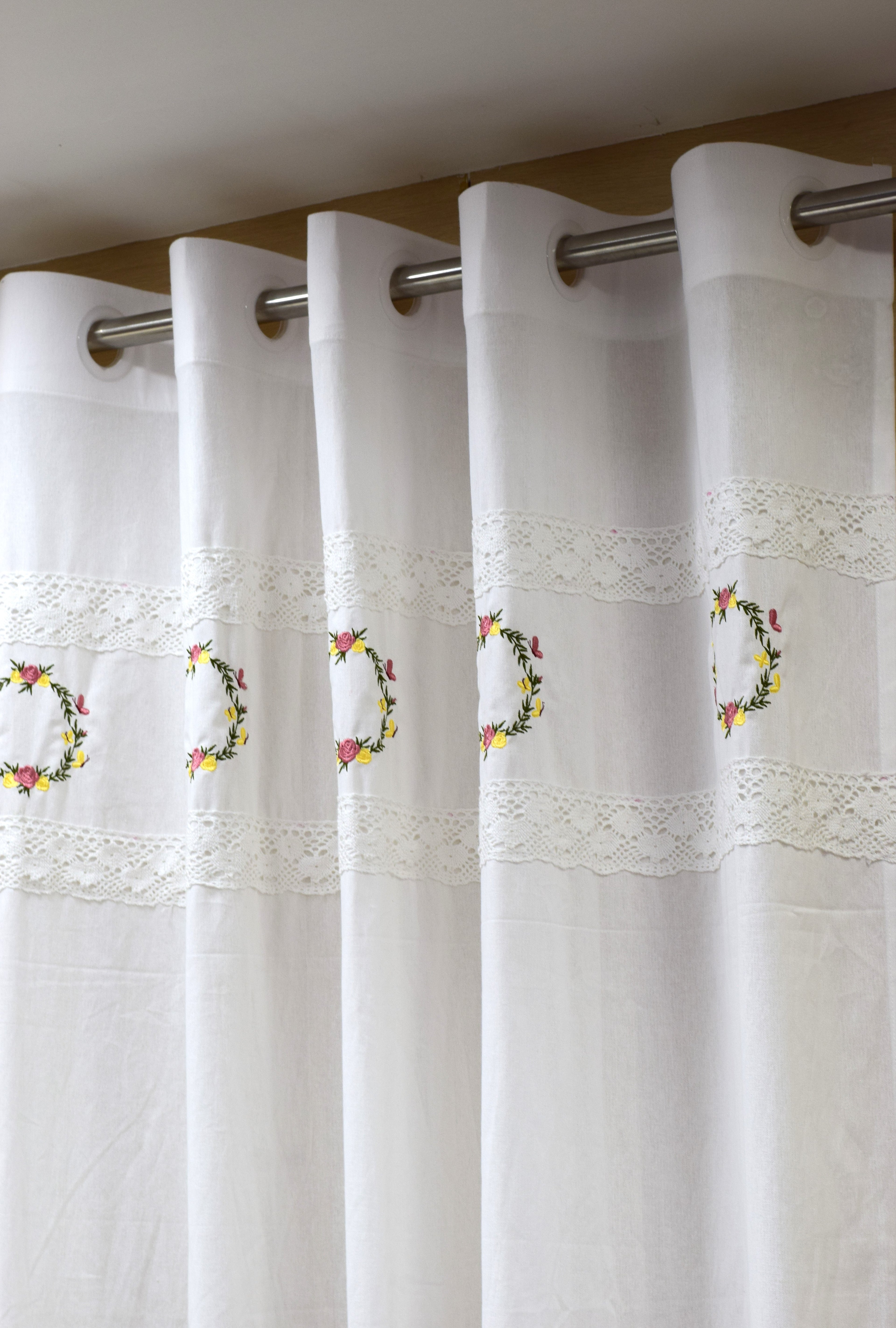 Embroidered Floral Cotton Curtain with Lace Border – White (2.10m x 122cm)