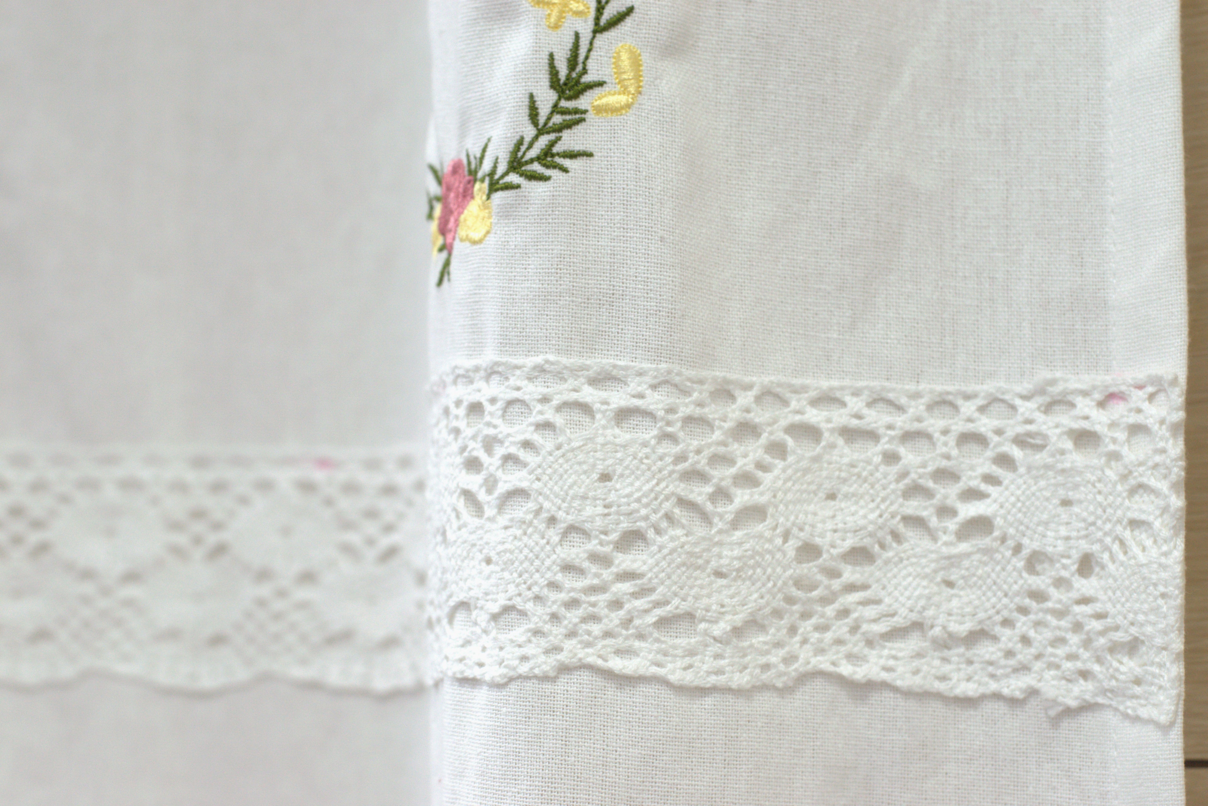 Embroidered Floral Cotton Curtain with Lace Border – White (2.10m x 122cm)