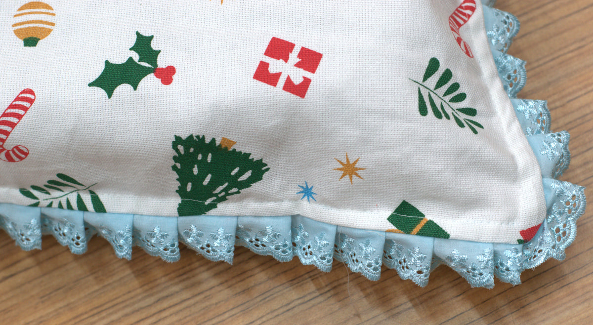 Christmas Printed Cushion Cover with Lace Border – 18 × 18 Inch