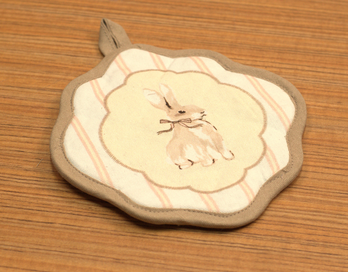 Cute Rabbit Printed Hot Pad / Pot Holder – Decorative Kitchen Heat Pad