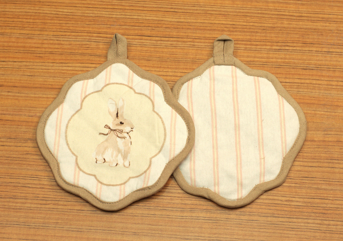 Cute Rabbit Printed Hot Pad / Pot Holder – Decorative Kitchen Heat Pad
