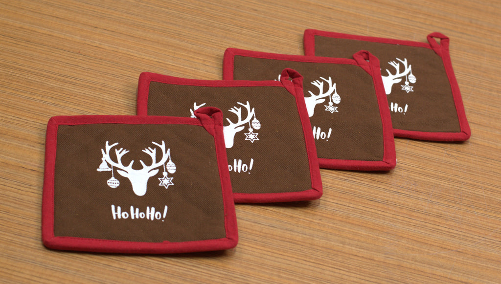 Christmas Printed Hot Pad / Pot Holder – 8 x 8 Inch, Brown & Red