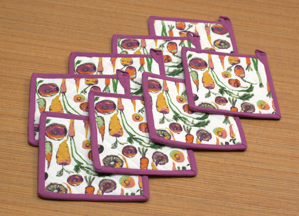 Vegetable Print Hot Pad / Pot Holder – Purple Border, Quilted Kitchen Heat Pad 8 x 8 inches