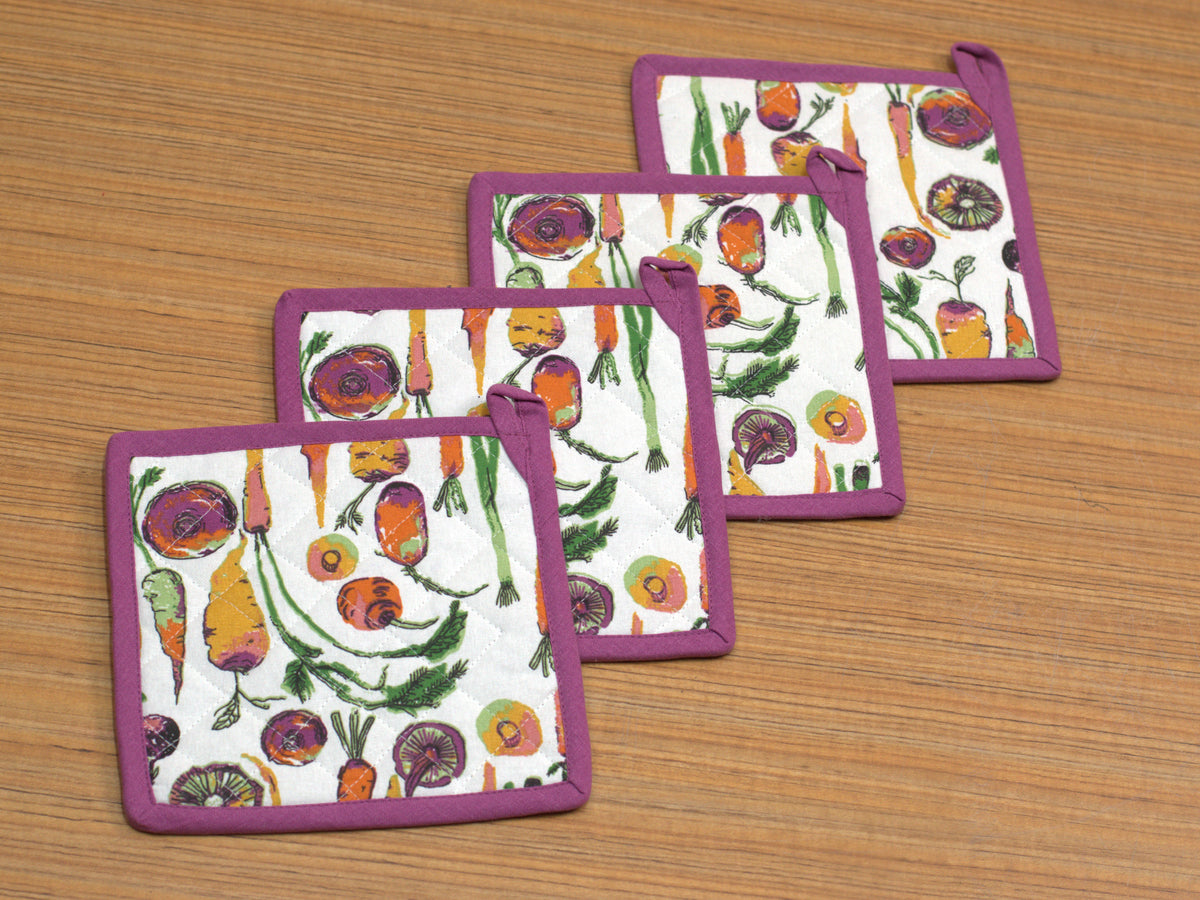 Vegetable Print Hot Pad / Pot Holder – Purple Border, Quilted Kitchen Heat Pad 8 x 8 inches