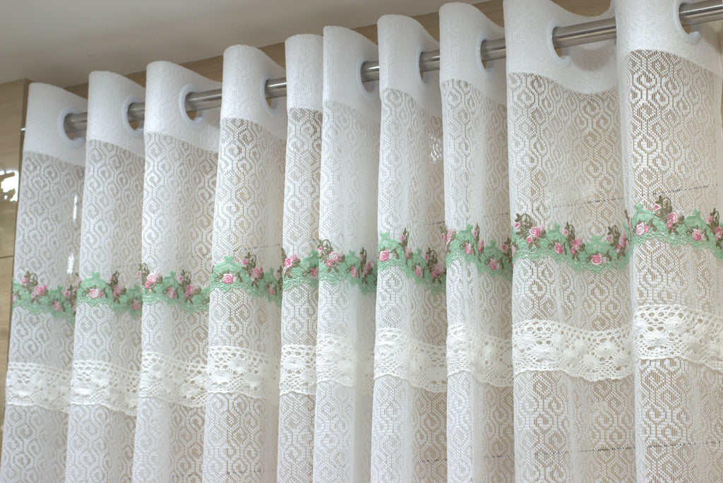 Elegant White Sheer Eyelet Curtain with Floral Lace Border – 2.10m x 122cm