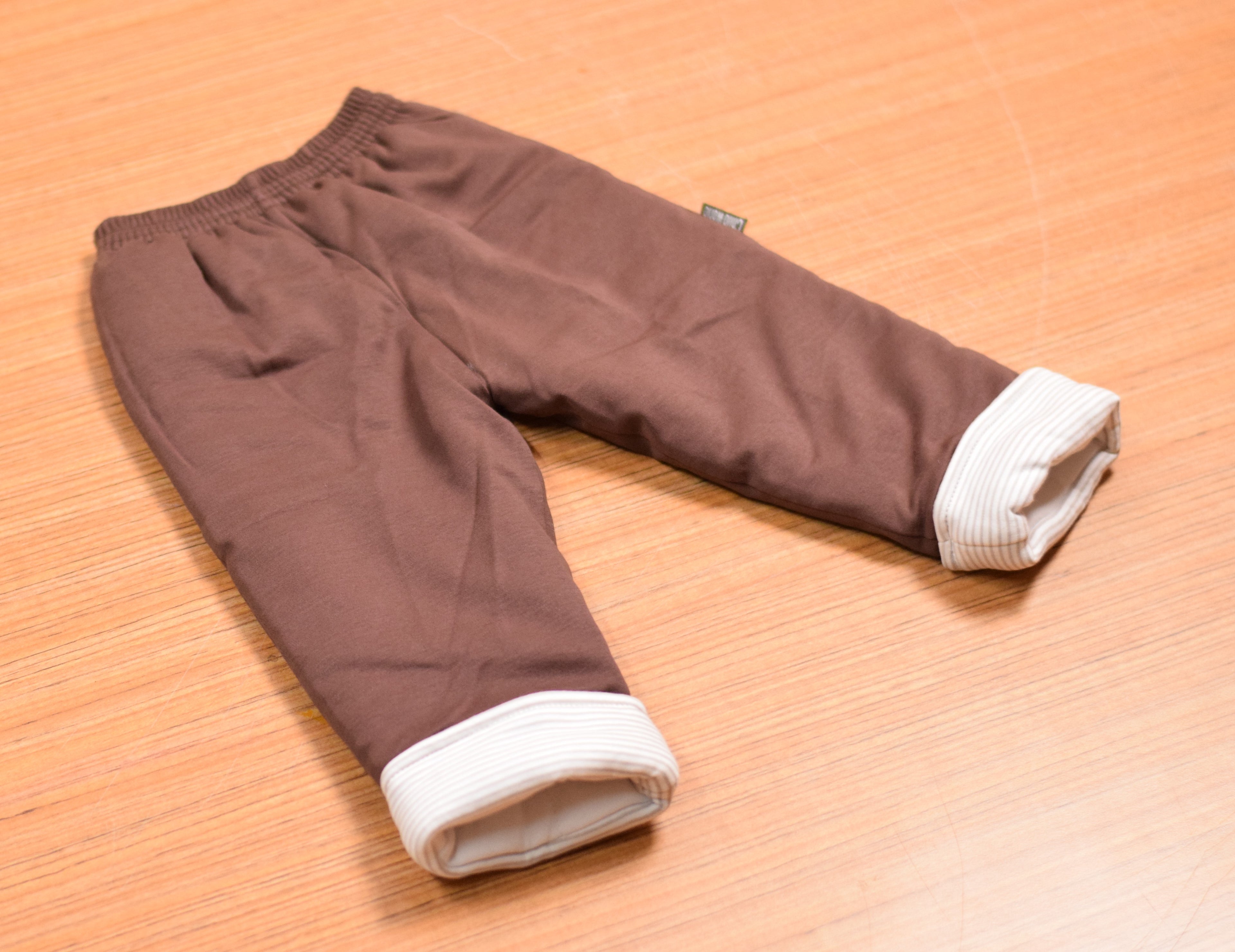 Baby Winter Hooded Sweater Set – Animal Print Jacket & Brown Pants | 2-Piece Outfit (18–24 Months)