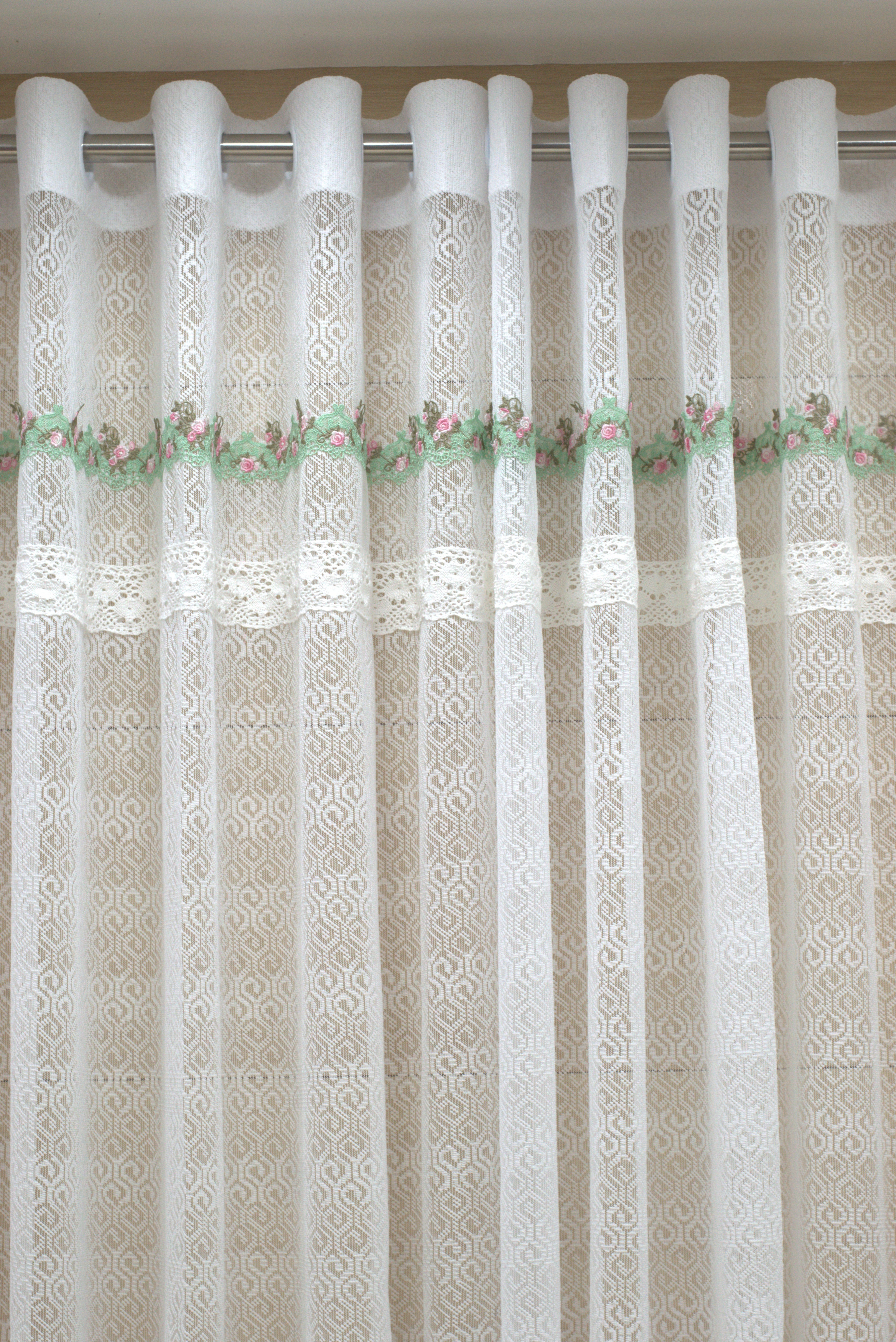 Elegant White Sheer Eyelet Curtain with Floral Lace Border – 2.10m x 122cm