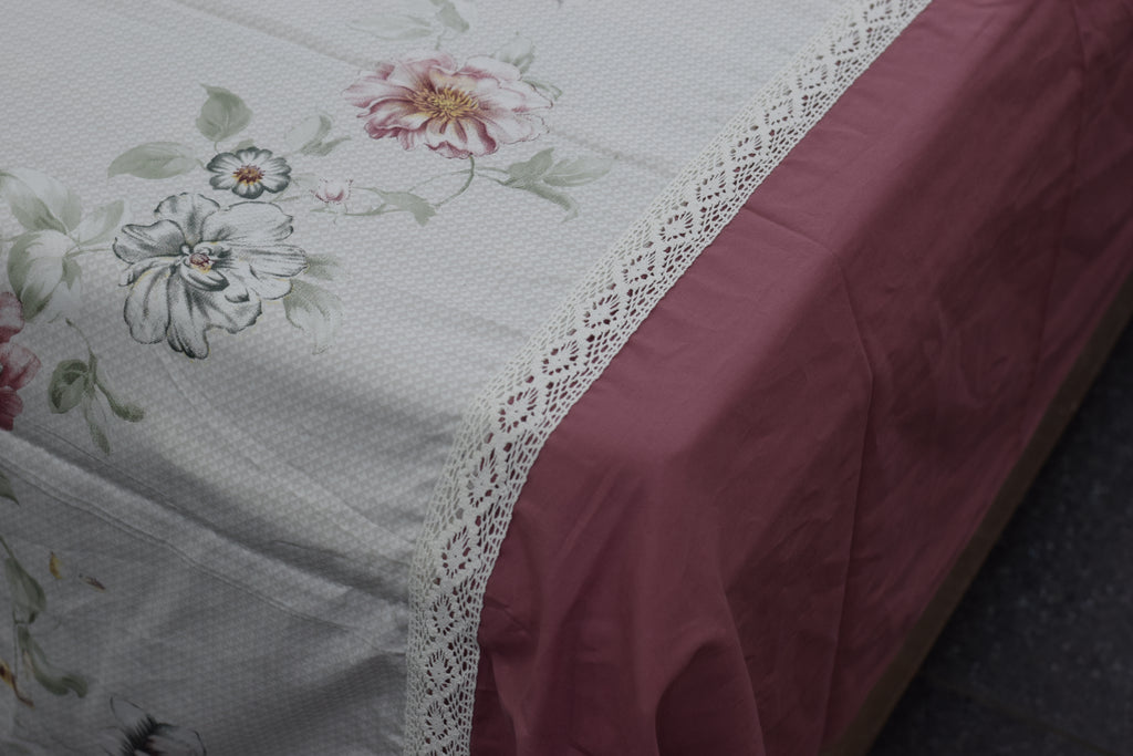 Elegant Floral King Size Bedspread Set with Lace Border –  Blend, Pink & Ivory