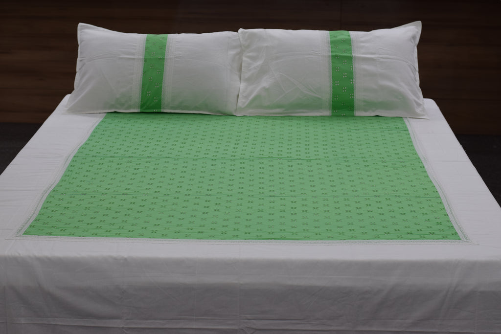 King Size White & Mint Green Cotton Bedspread Set with 2 Pillow Covers