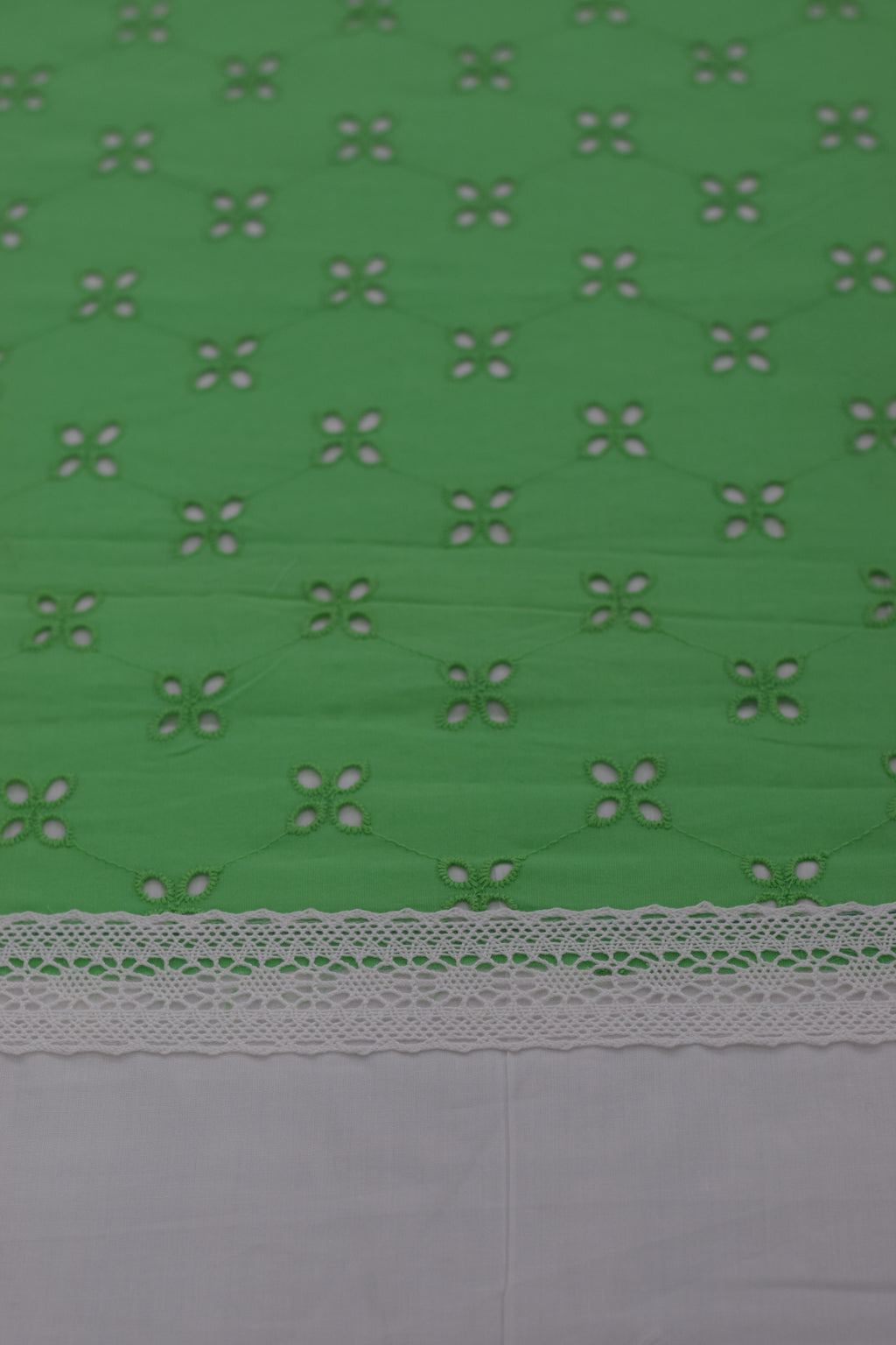 King Size White & Mint Green Cotton Bedspread Set with 2 Pillow Covers