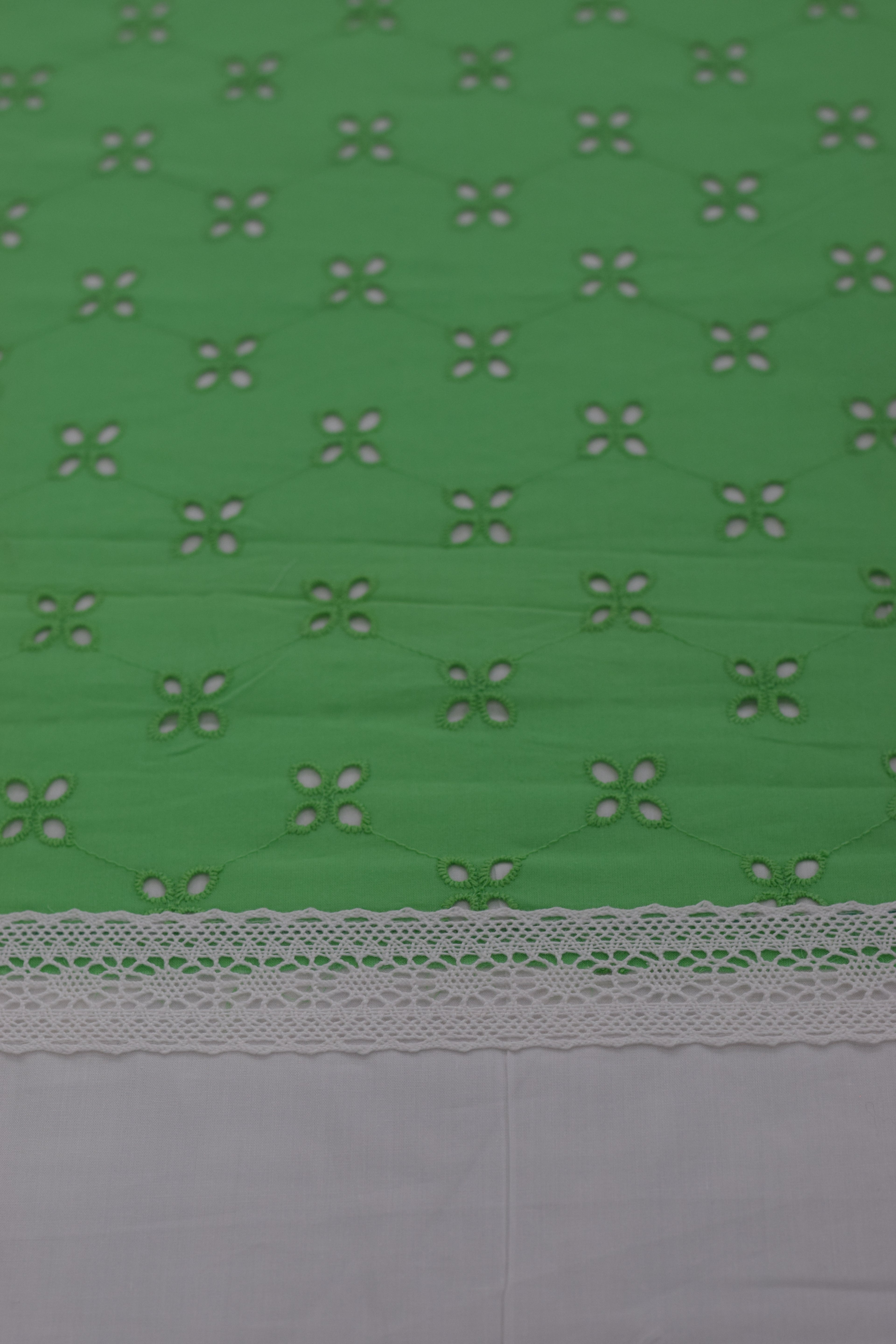 King Size White & Mint Green Cotton Bedspread Set with 2 Pillow Covers