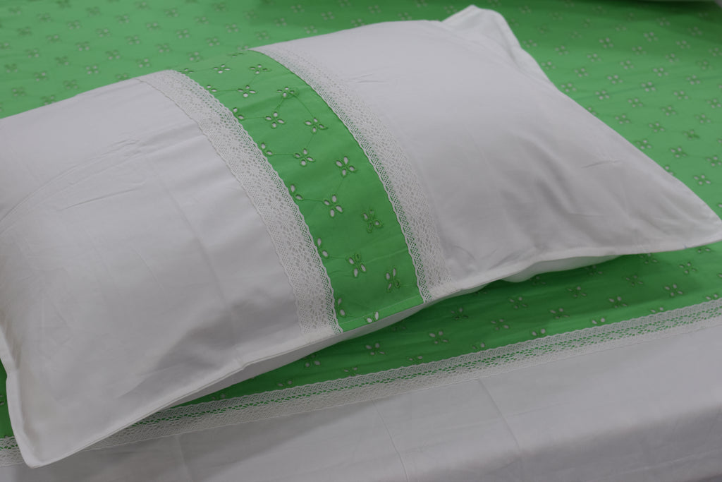 King Size White & Mint Green Cotton Bedspread Set with 2 Pillow Covers