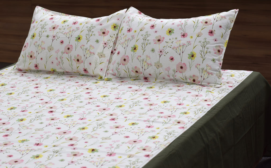 King Size Floral Cotton Bedsheet with 2 Pillow Covers – White & Olive Green Border Design