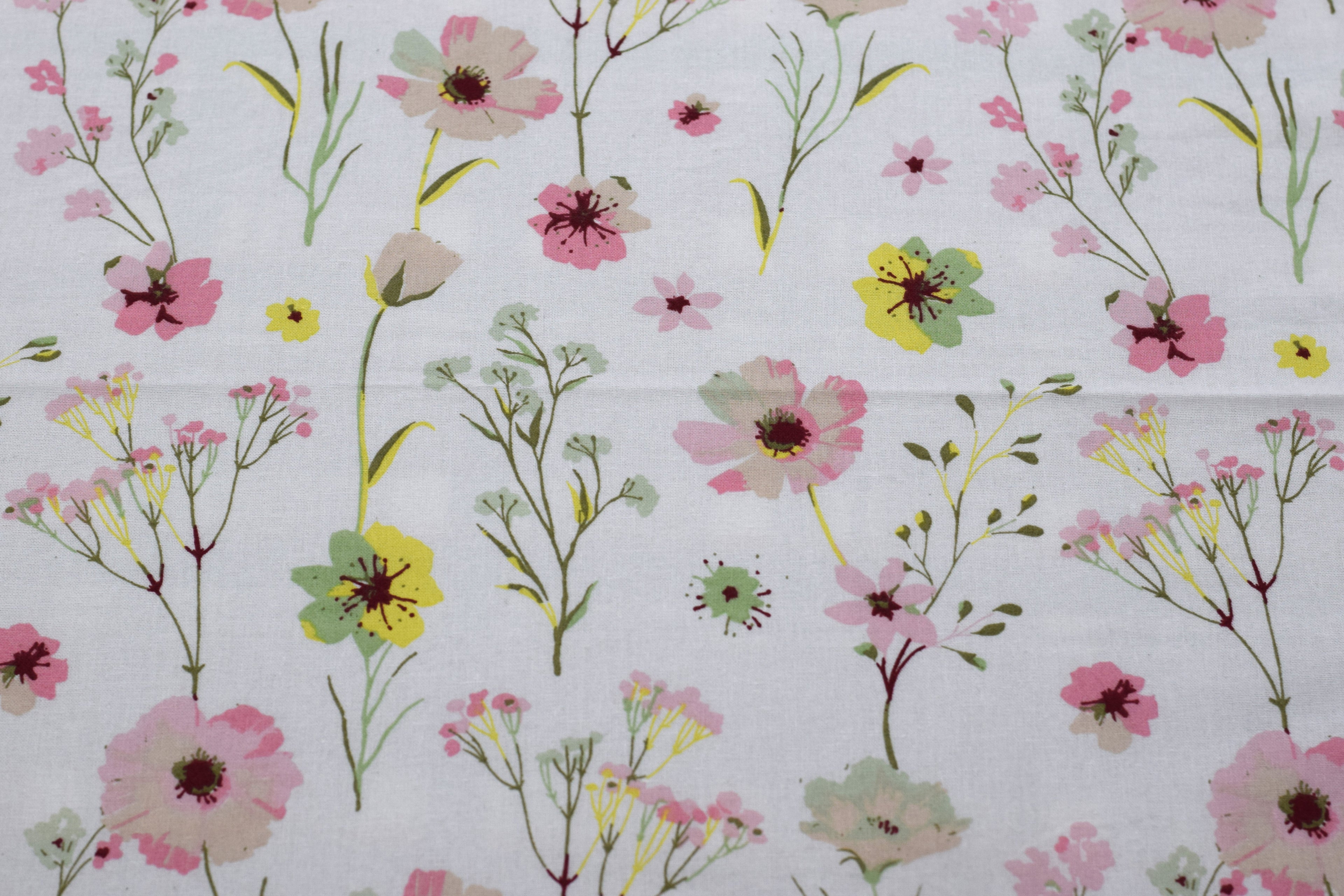 King Size Floral Cotton Bedsheet with 2 Pillow Covers – White & Olive Green Border Design