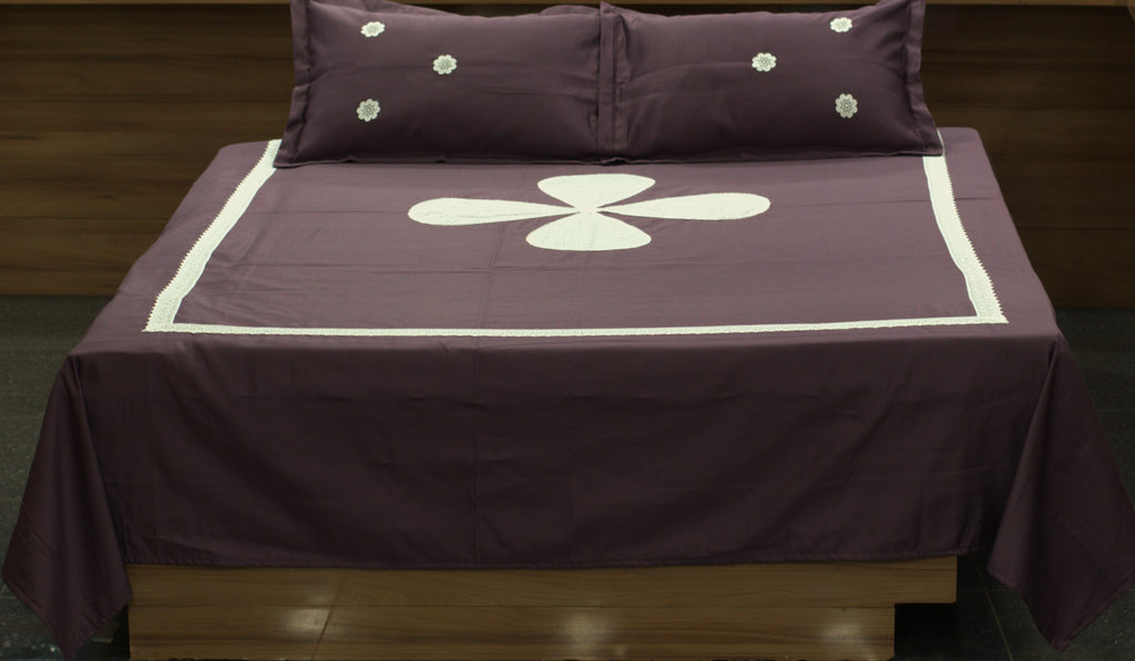 Premium Mauve Floral Embroidered King Size Bedspread with Pillow – Nushio by Pulpel