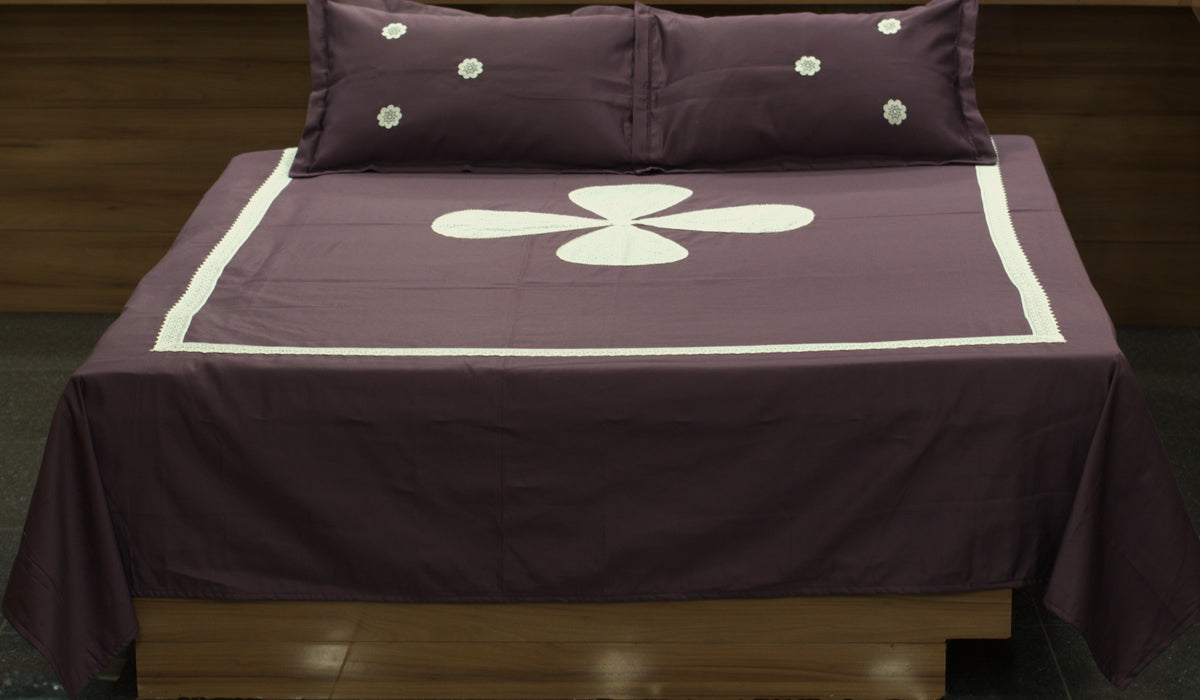Premium Mauve Floral Embroidered King Size Bedspread with Pillow – Nushio by Pulpel