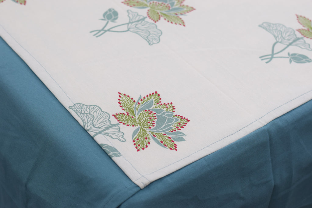 Elegant Lotus Bloom King Size Bedspread Set – White & Teal Floral Printed Bedding with Pillow Covers
