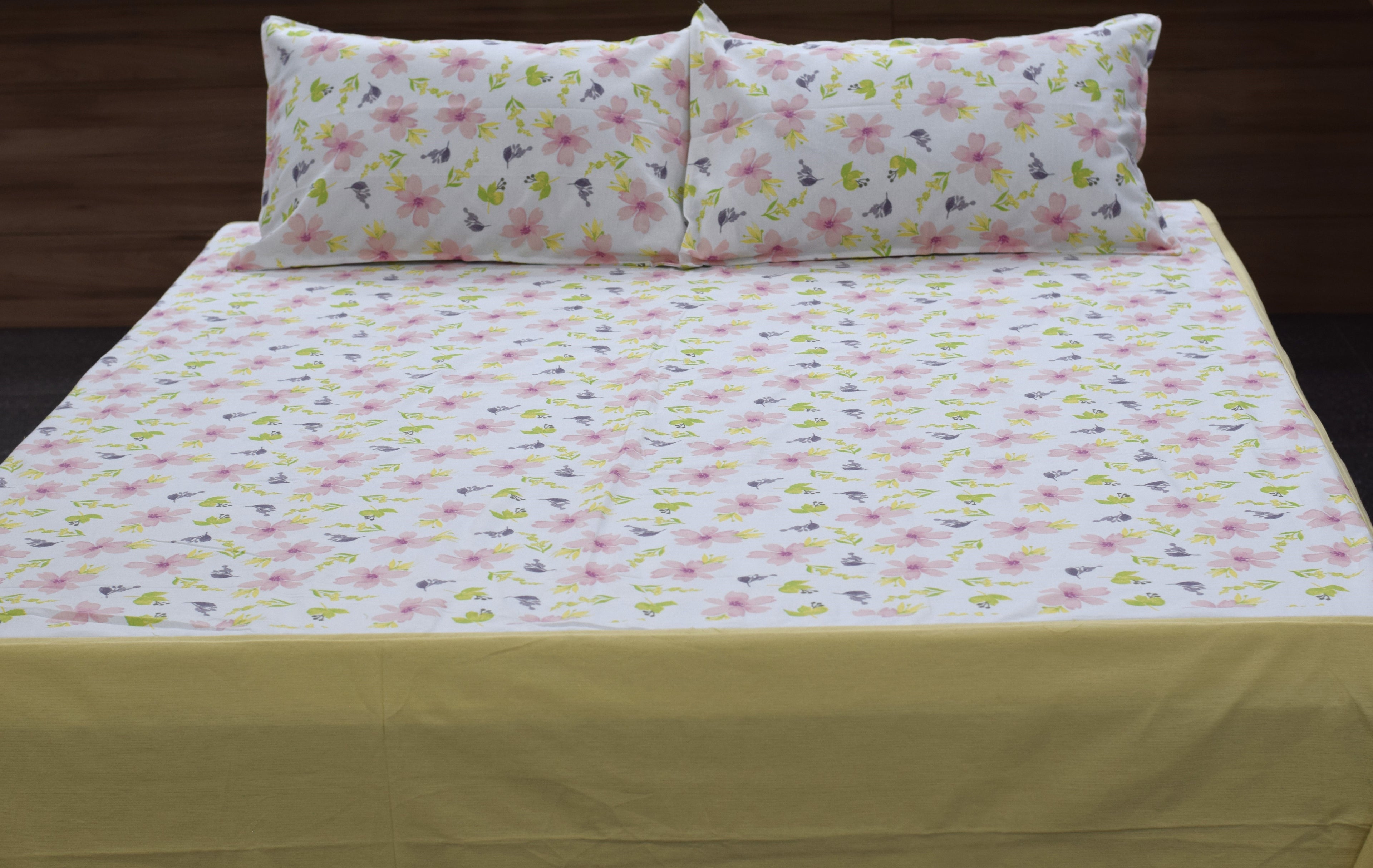 King Size Floral Cotton Bedspread Set – Pink Blossom Print with 2 Pillow Covers