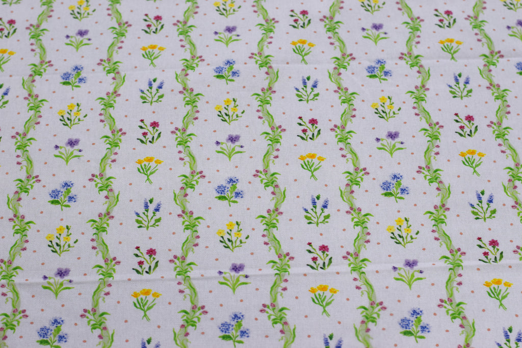 King Size Cotton Floral Bedsheet with 2 Pillow Covers – White & Pastel Green Botanical Print
