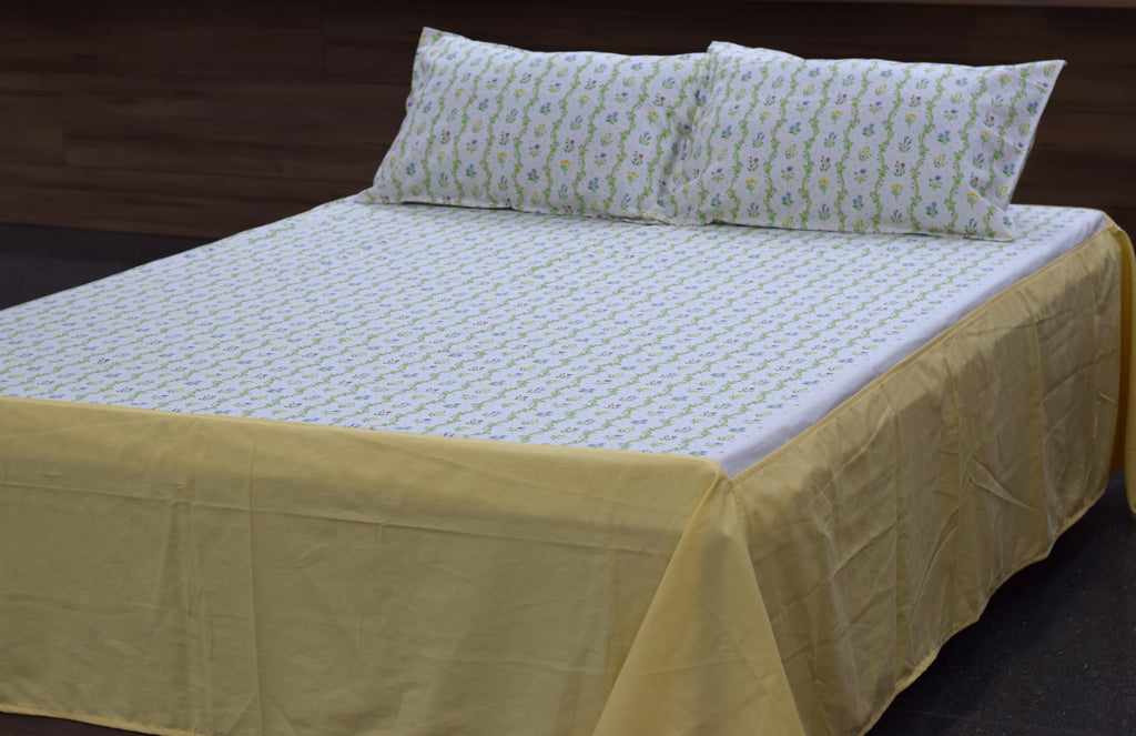 King Size Cotton Floral Bedsheet with 2 Pillow Covers – White & Pastel Green Botanical Print