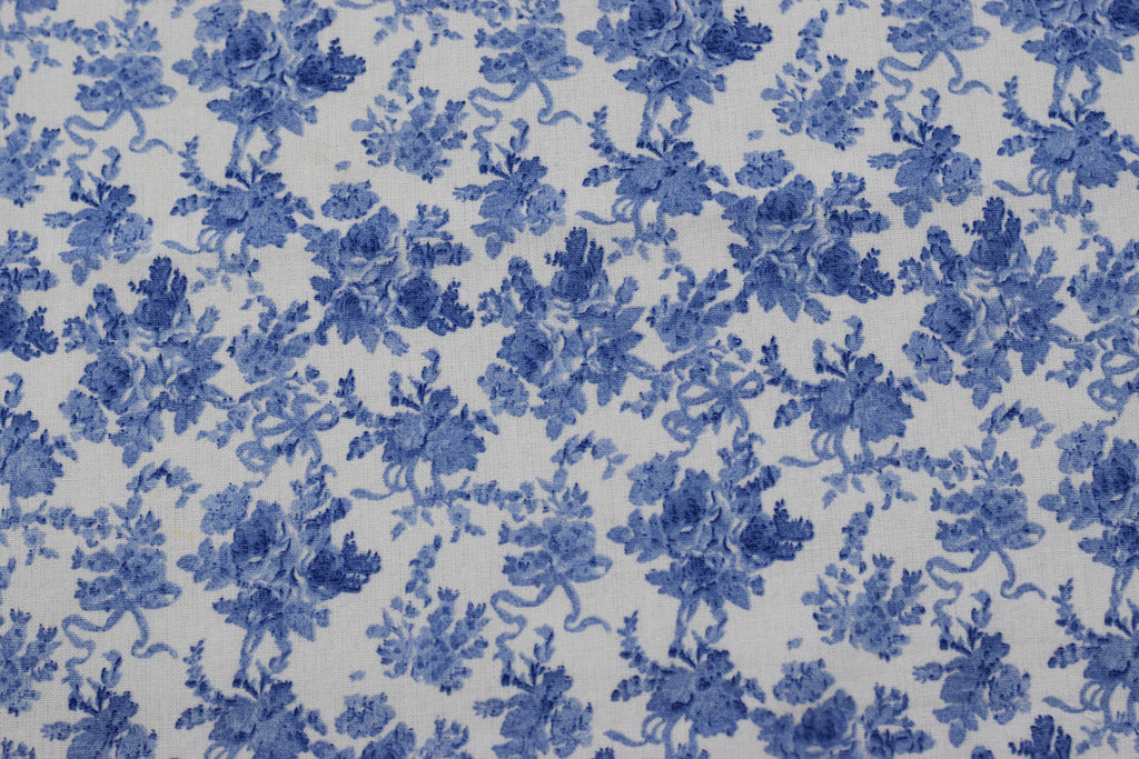 King Size Blue Floral Bedspread with 2 Pillow Covers | Elegant Cotton Blend Bedding Set