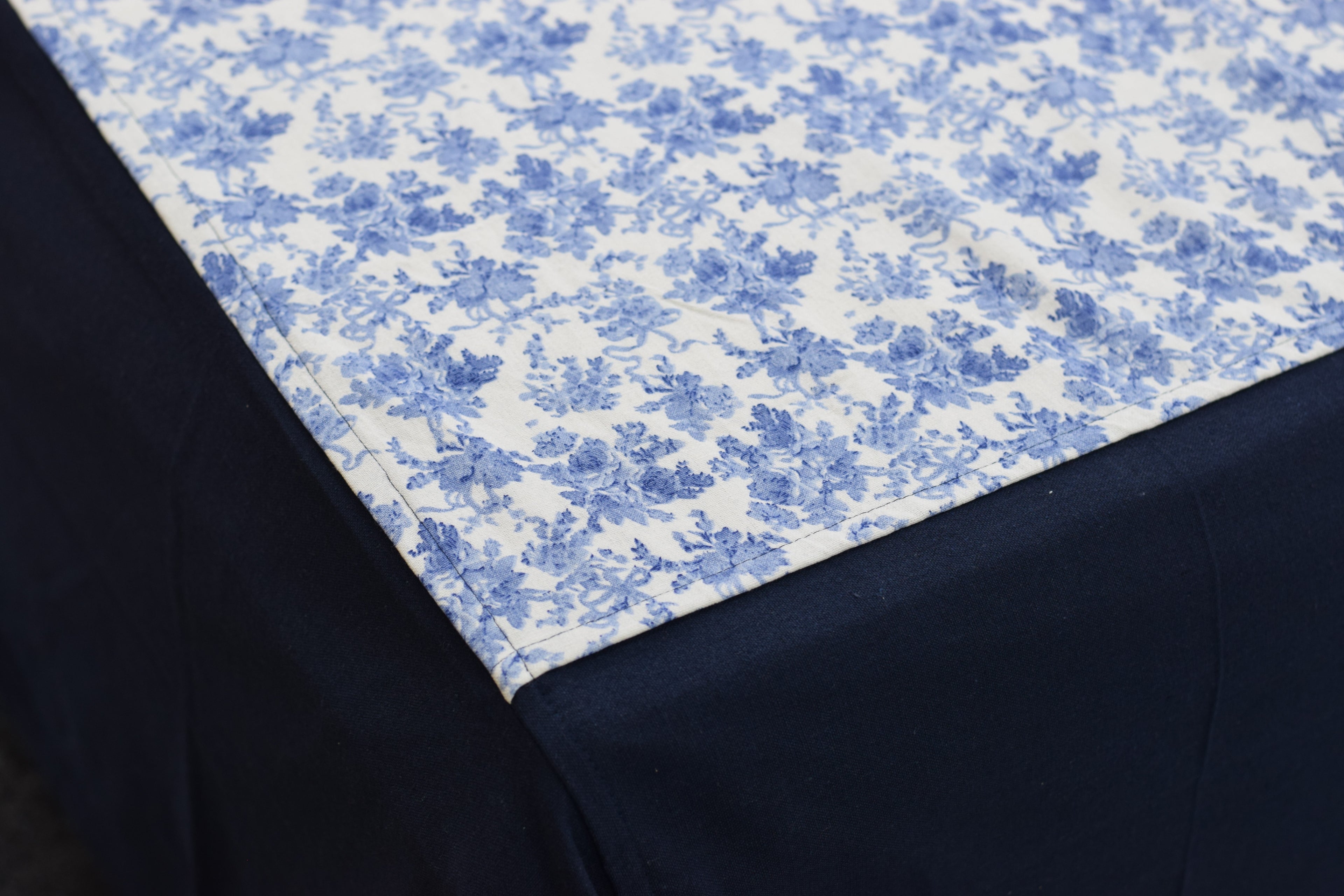 King Size Blue Floral Bedspread with 2 Pillow Covers | Elegant Cotton Blend Bedding Set