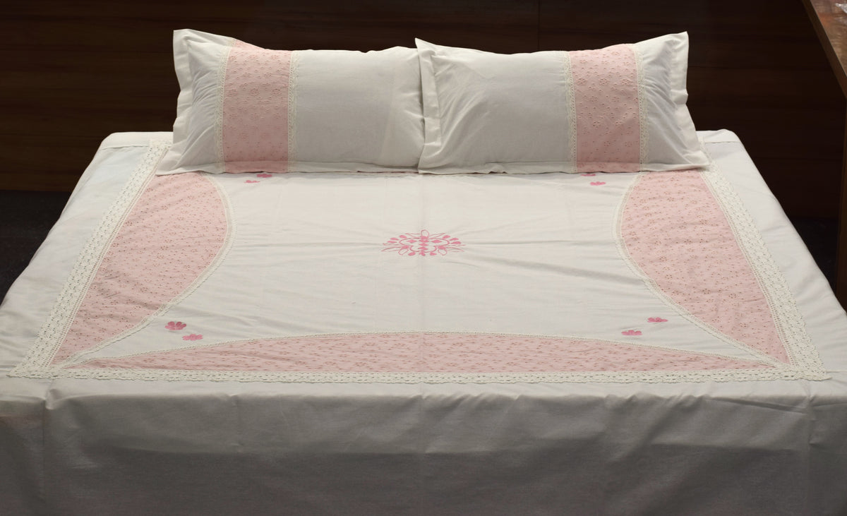Cotton  Bedspread – Elegant White & Pink Floral Design | 100 × 106 Inches