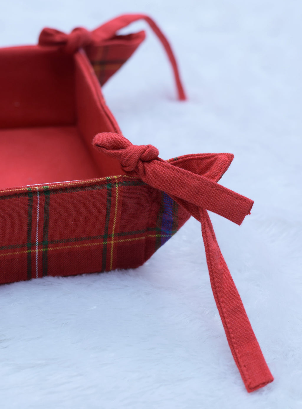 Red Plaid Fabric Bread Basket – 30x30 cm Collapsible Table Caddy
