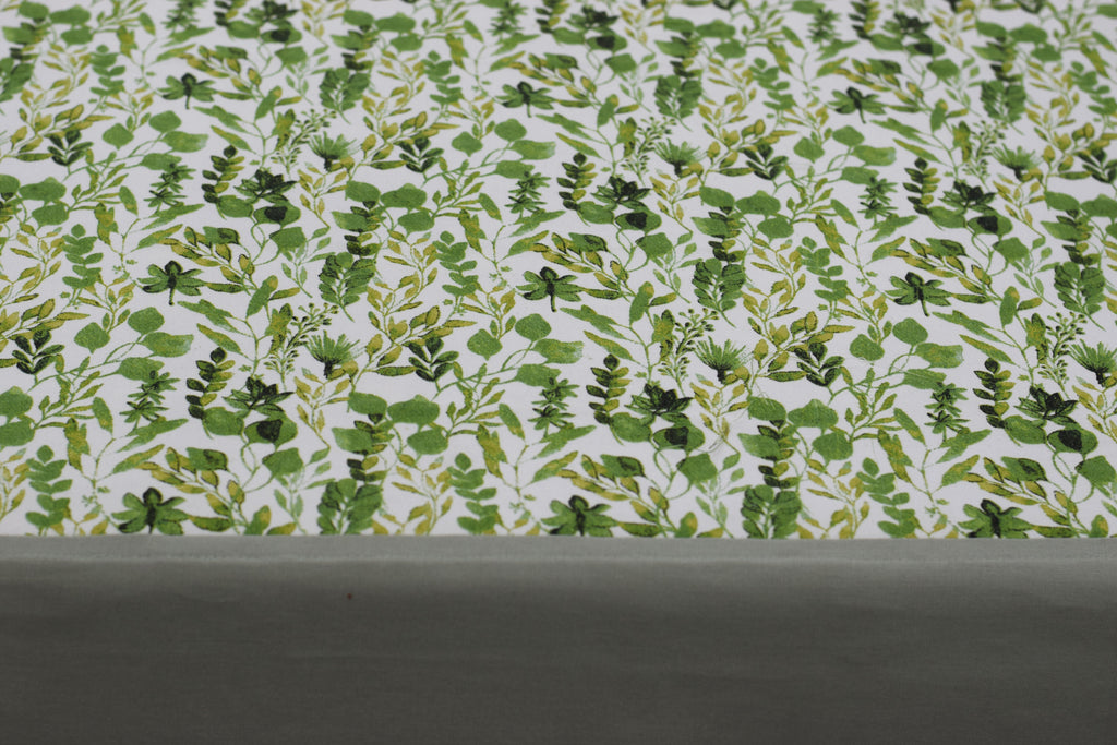 Green Leaf Printed King Size Bedsheet with 2 Pillow Covers