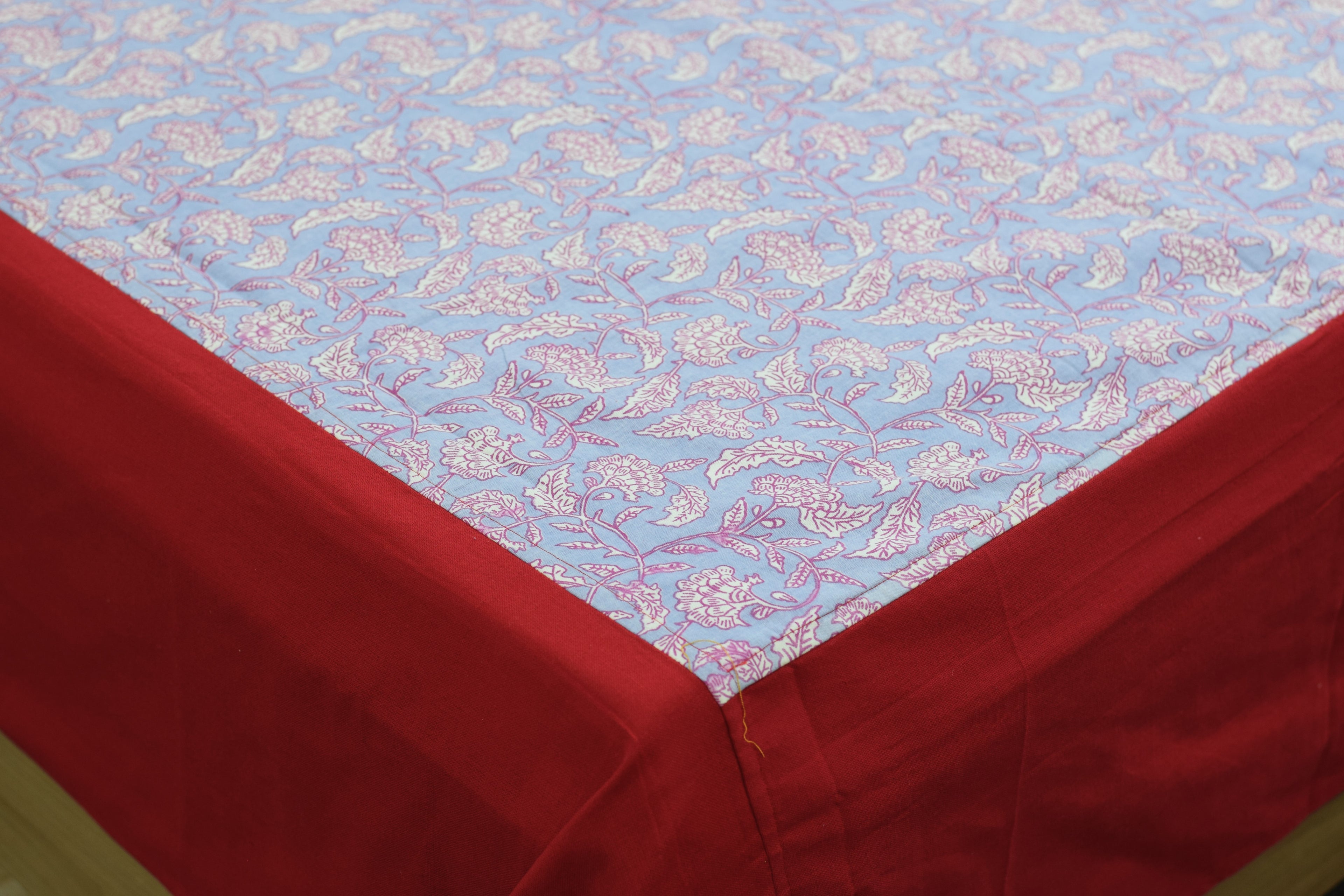 Premium queen Size Cotton Bedspread Set with Elegant Floral Print & 2 Matching Pillow Covers