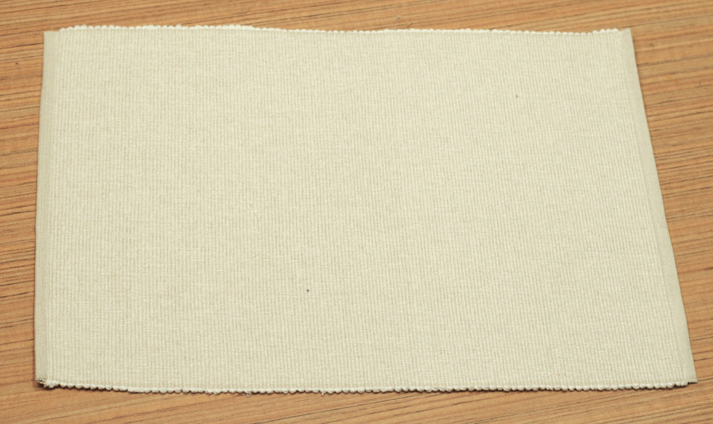 Cream Textured Table Mat – Ribbed Design, 50 × 33 cm