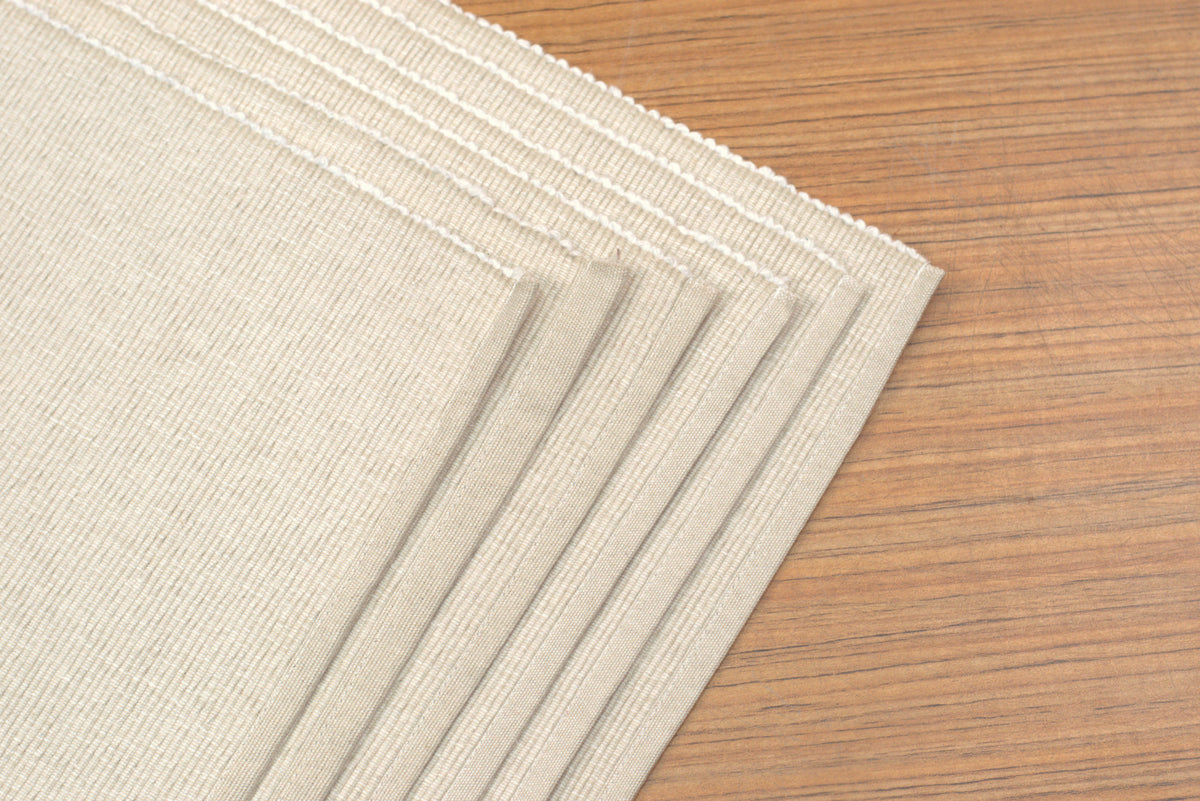 Cream Textured Table Mat – Ribbed Design, 50 × 33 cm