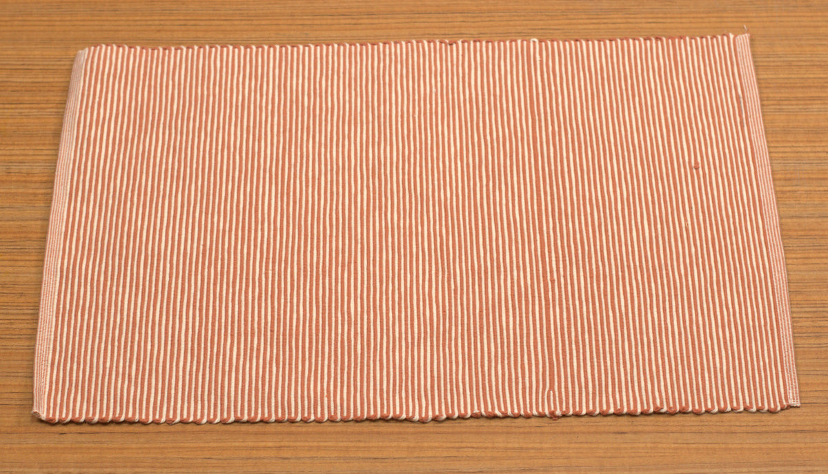 Peach and White Striped Table Mat – Textured Design, 50 × 33 cm – Nushio by Pulpel – view 2