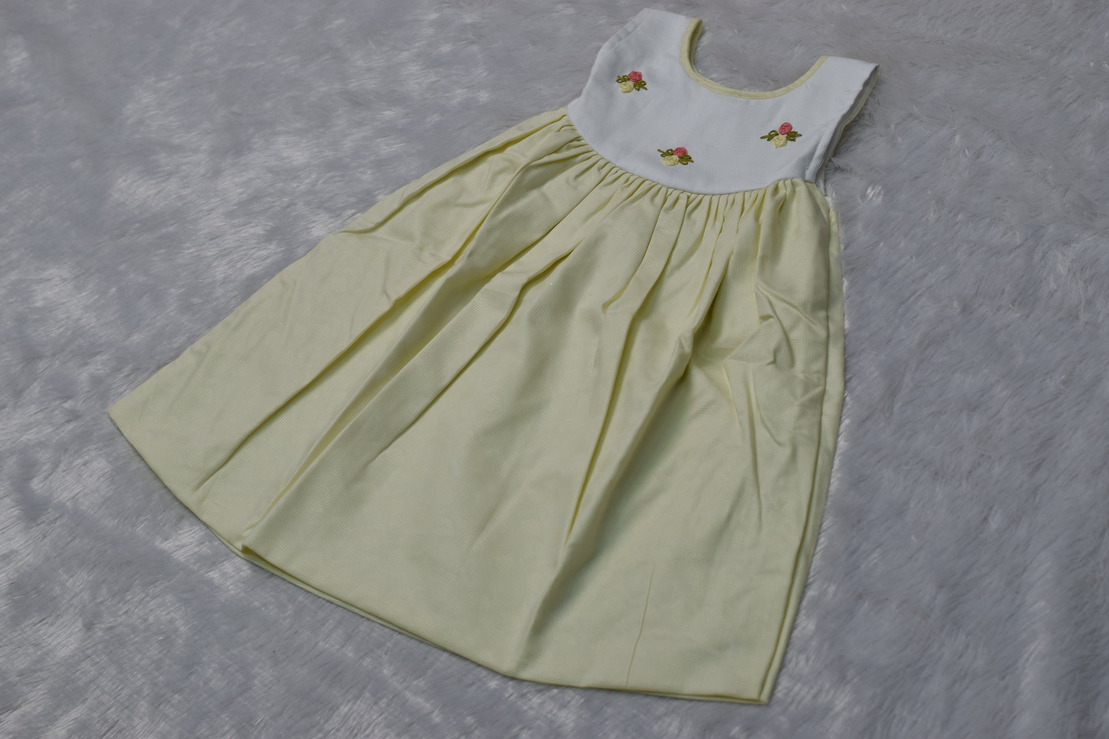 Girls Pastel Yellow Floral Embroidered Party Frock - View 2 - Floral Embroidered - Nushio