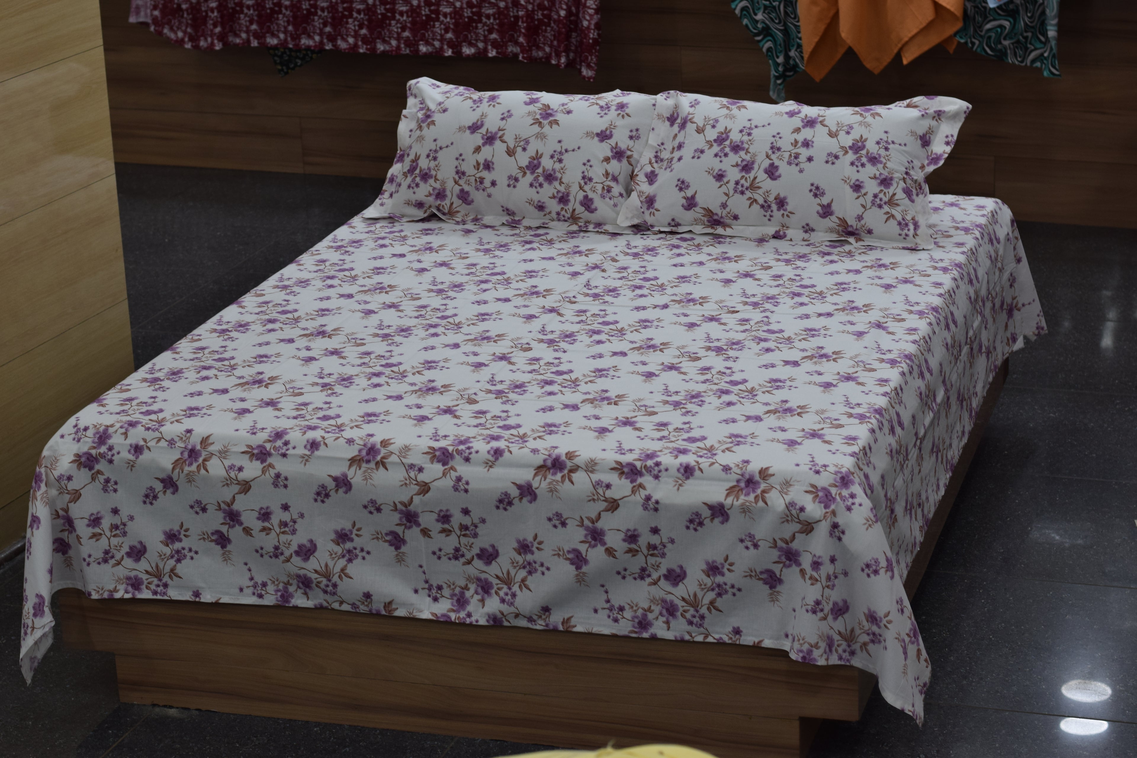 Elegant Purple Floral Queen Size Bedsheet with 2 Pillow Covers – Soft Cotton Blend Bedding Set