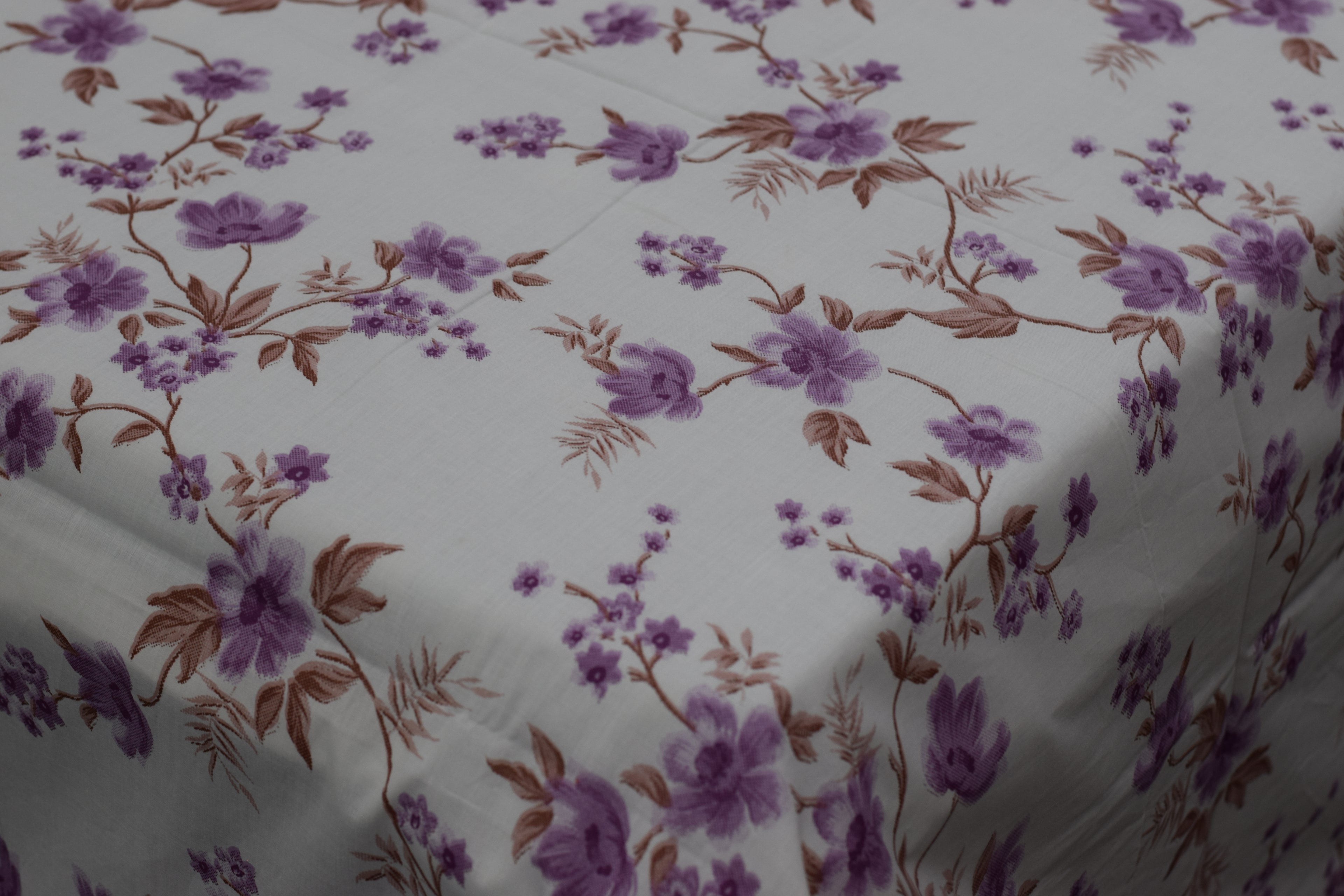 Elegant Purple Floral Queen Size Bedsheet with 2 Pillow Covers – Soft Cotton Blend Bedding Set