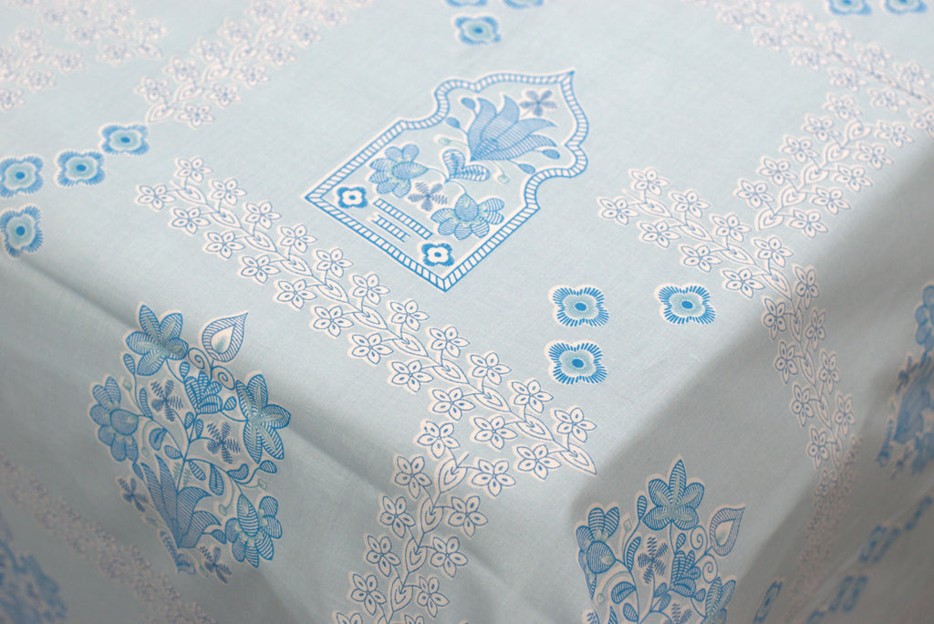 Elegant Sky Blue Floral Queen Size Bedsheet with 2 Pillow Covers – Soft &amp; Comfortable Cotton Blend